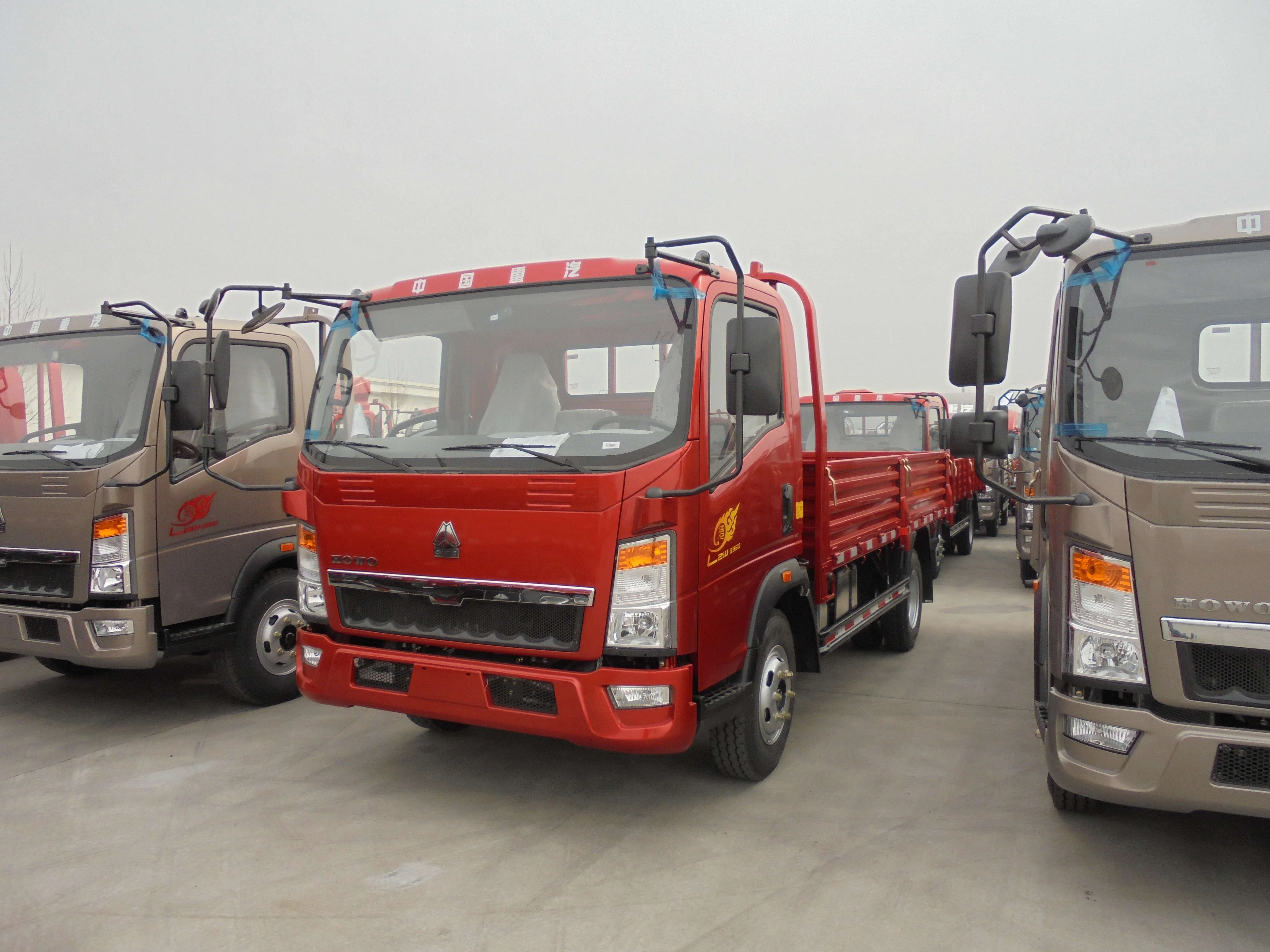 10-15 ton Sinotruk HOWO 160HP 4x2 Fence  cargo truck for sale