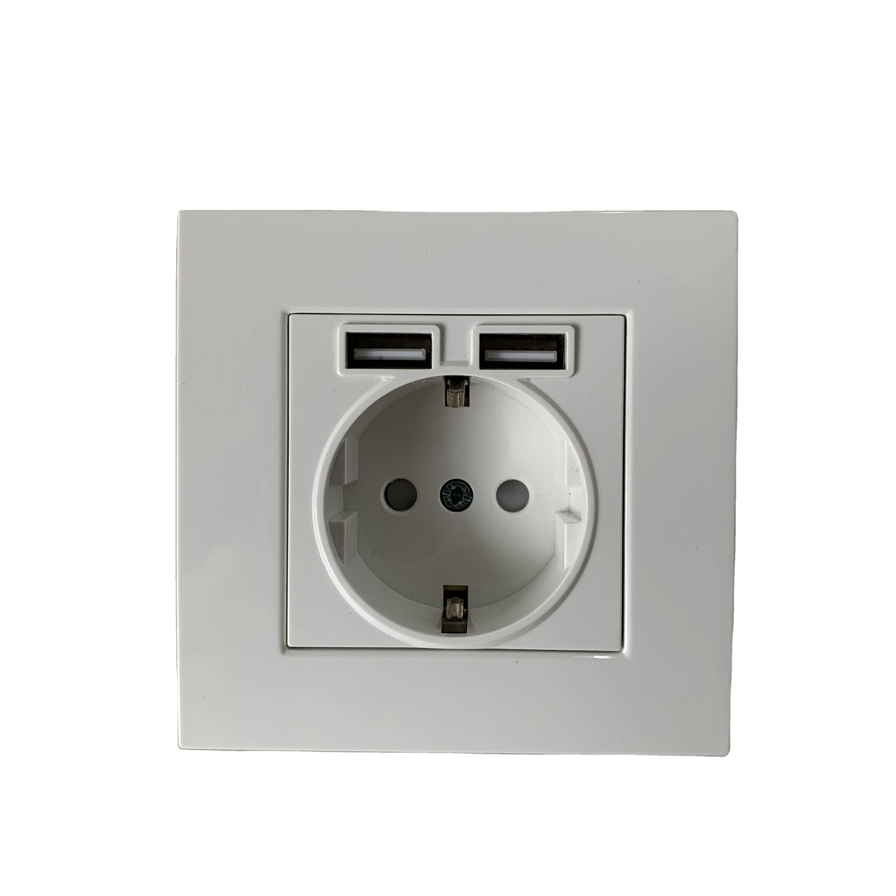 Wholesale EU Standard 16A Outlet 2P+T Socket With USB