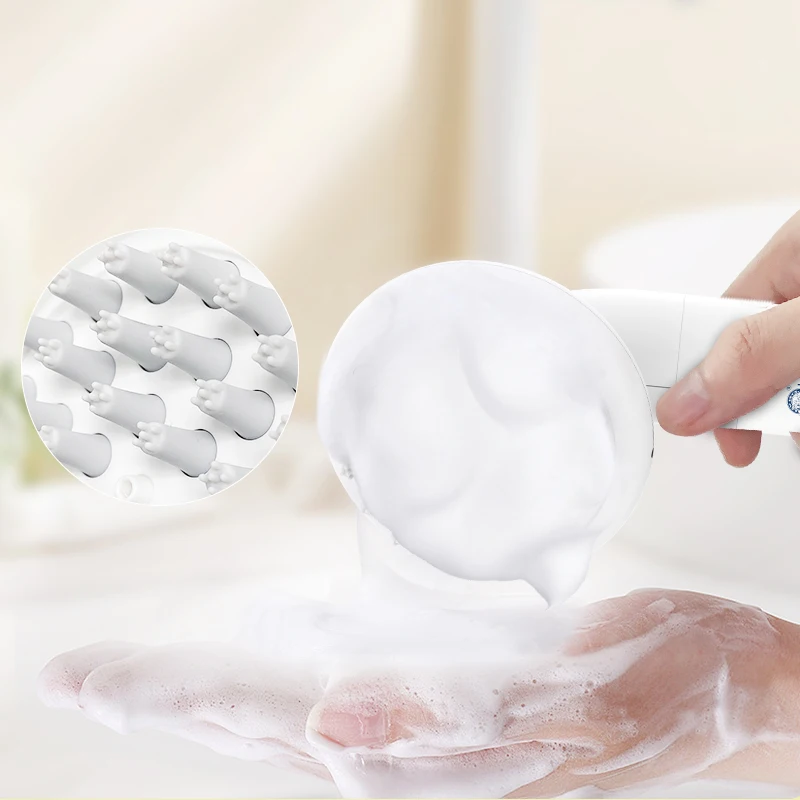 Pet Shower Brush Silicone Pet Bath Brush Shampoo Dispenser Cat Dog Hair Brush with Soap Dispenser