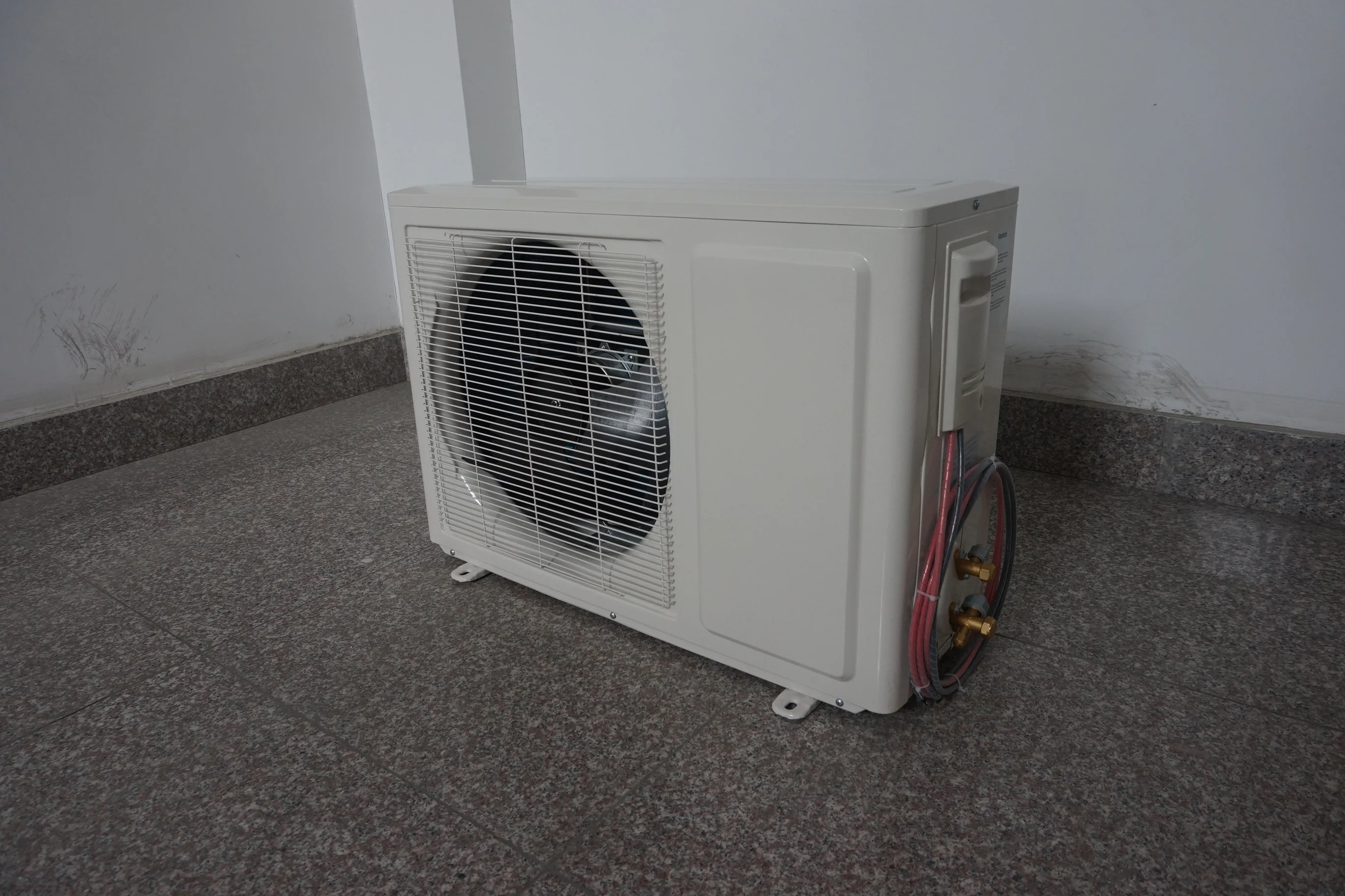 off Grid DC 48V Solar Air Conditioner 9000BTU Support OEM Customization High Quality