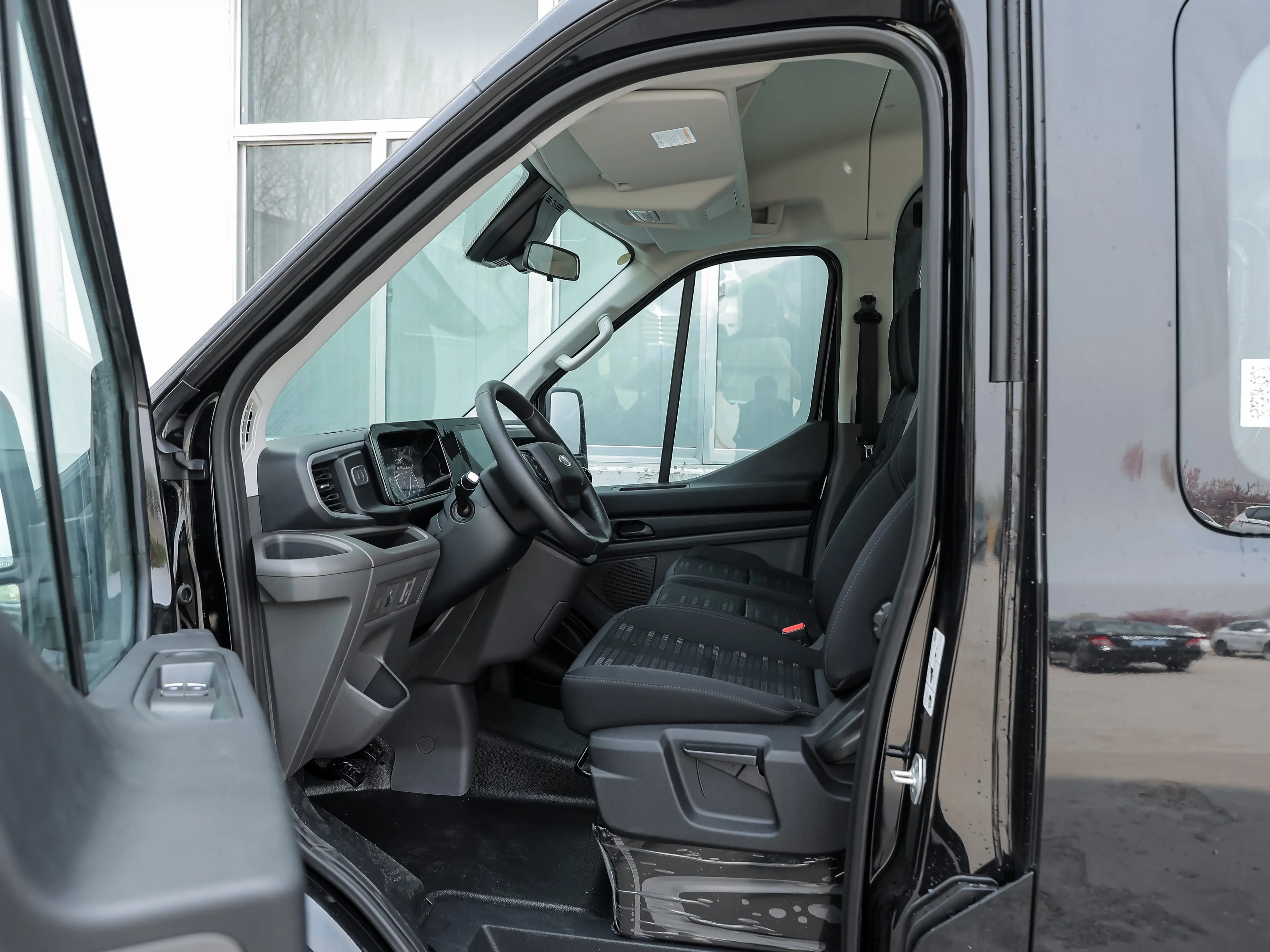 For Sale Used Cars Ford Transit T8  Commercial Vehicles Large Passenger Van