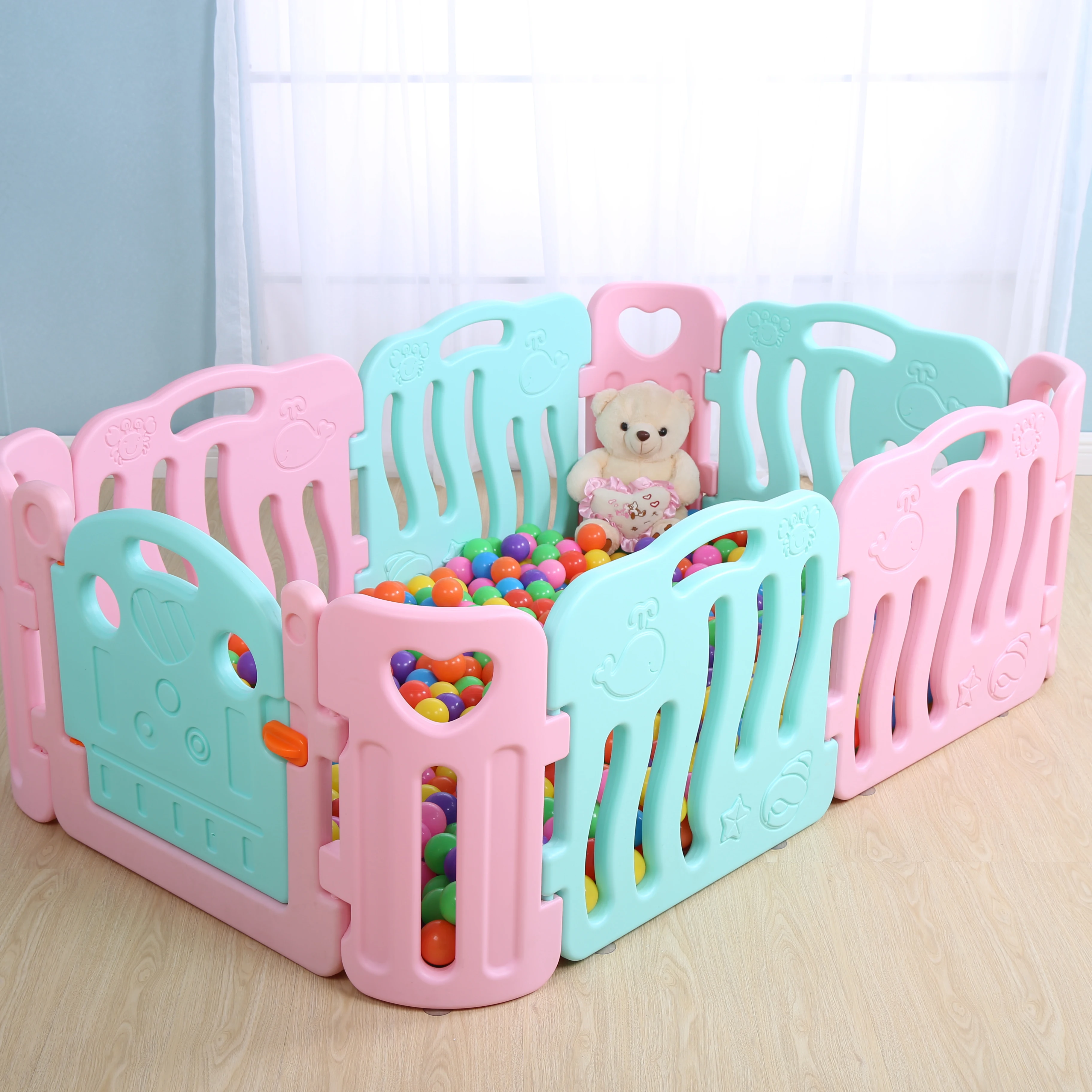 Пластиковая детская ручка для игры во дворе