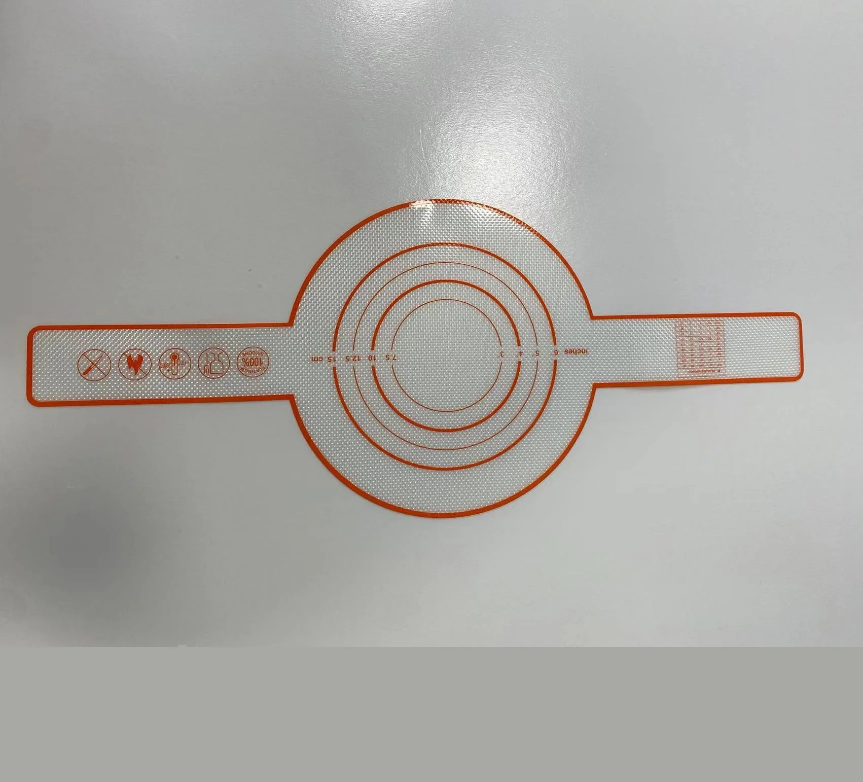 0.7mm Dutch platinum silicone oven Long handle sling baking pan mat Heat resistant easy to clean oil resistant non-stick mat