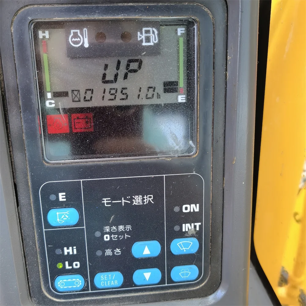 Low working hours komatsu pc78 8ton  pc70 pc60 used excavator orginal with high quality engine and pump for sale