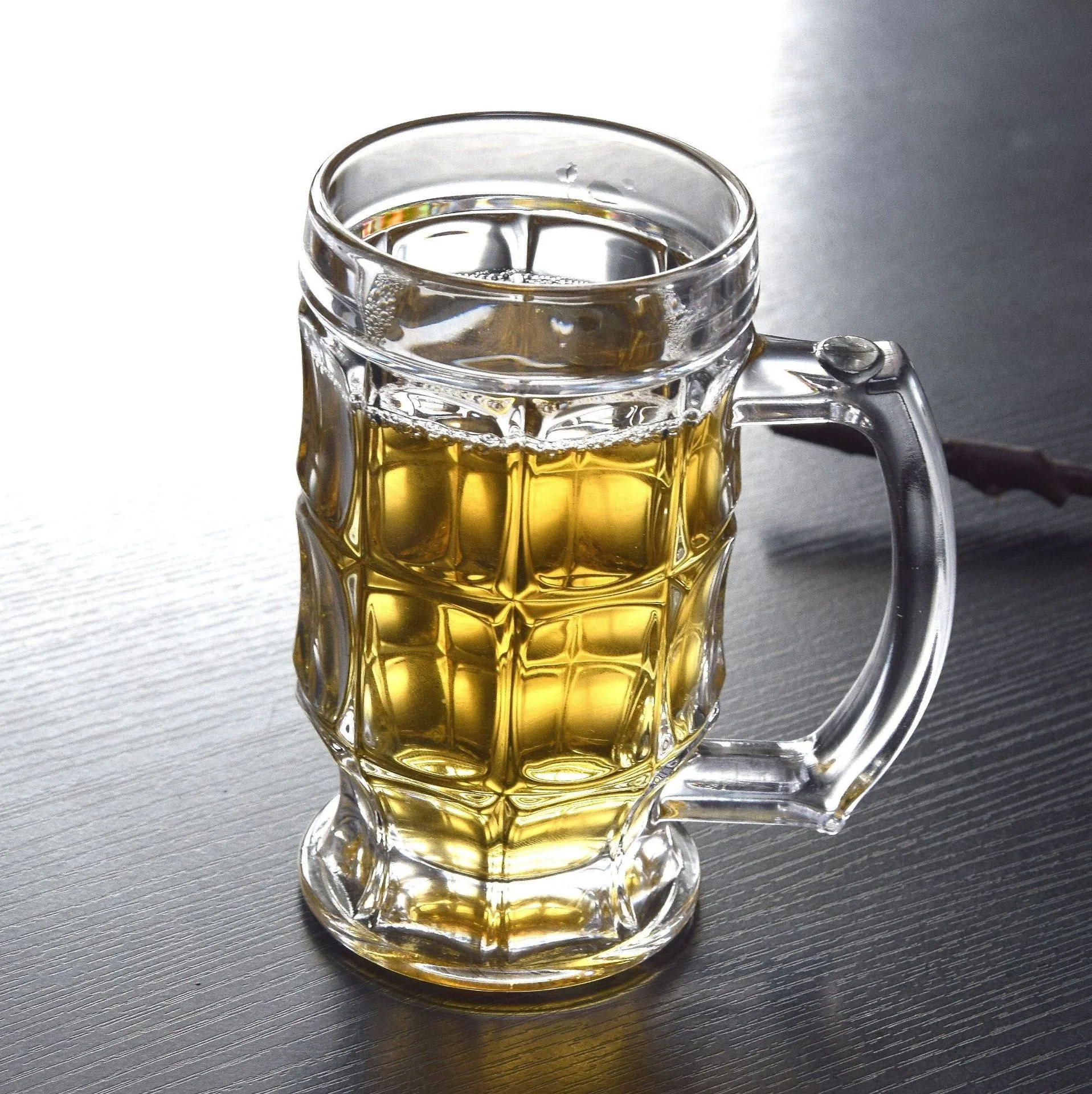 Selling 400ml large capacity transparent thickened bar juice cup square drink cup with handle glass beer mug