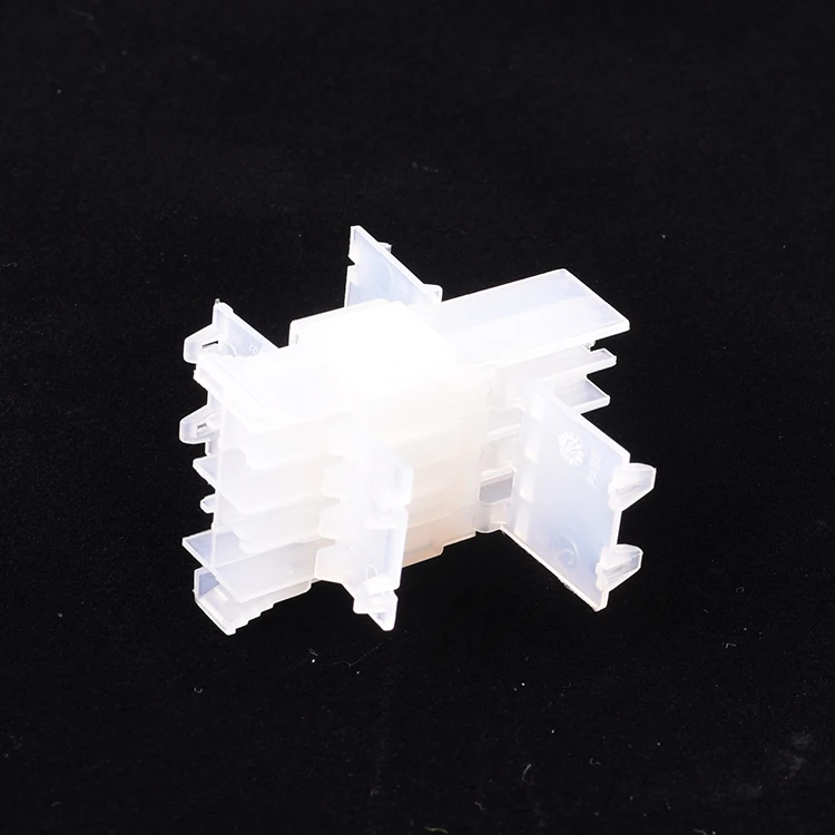 XF 927365-1 AMP connectors PA66  8 pin natural female car wire harness connector in stock