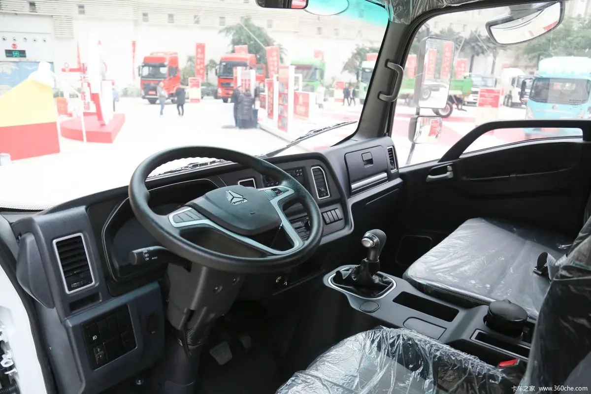 EV Truck 2024 New EV Van Hot Sale Light Truck EV in China Cargo Trucks