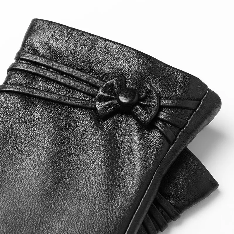 Custom  fashion ladies winter wear dressing touch screen genuine leather gloves