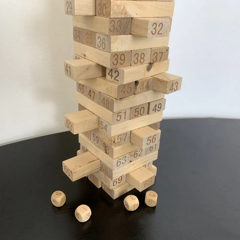 Пользовательские Семья настольная игра игрушки 72 шт. здания баланс башни деревянный Игровой набор Укладка блоков с кубиком