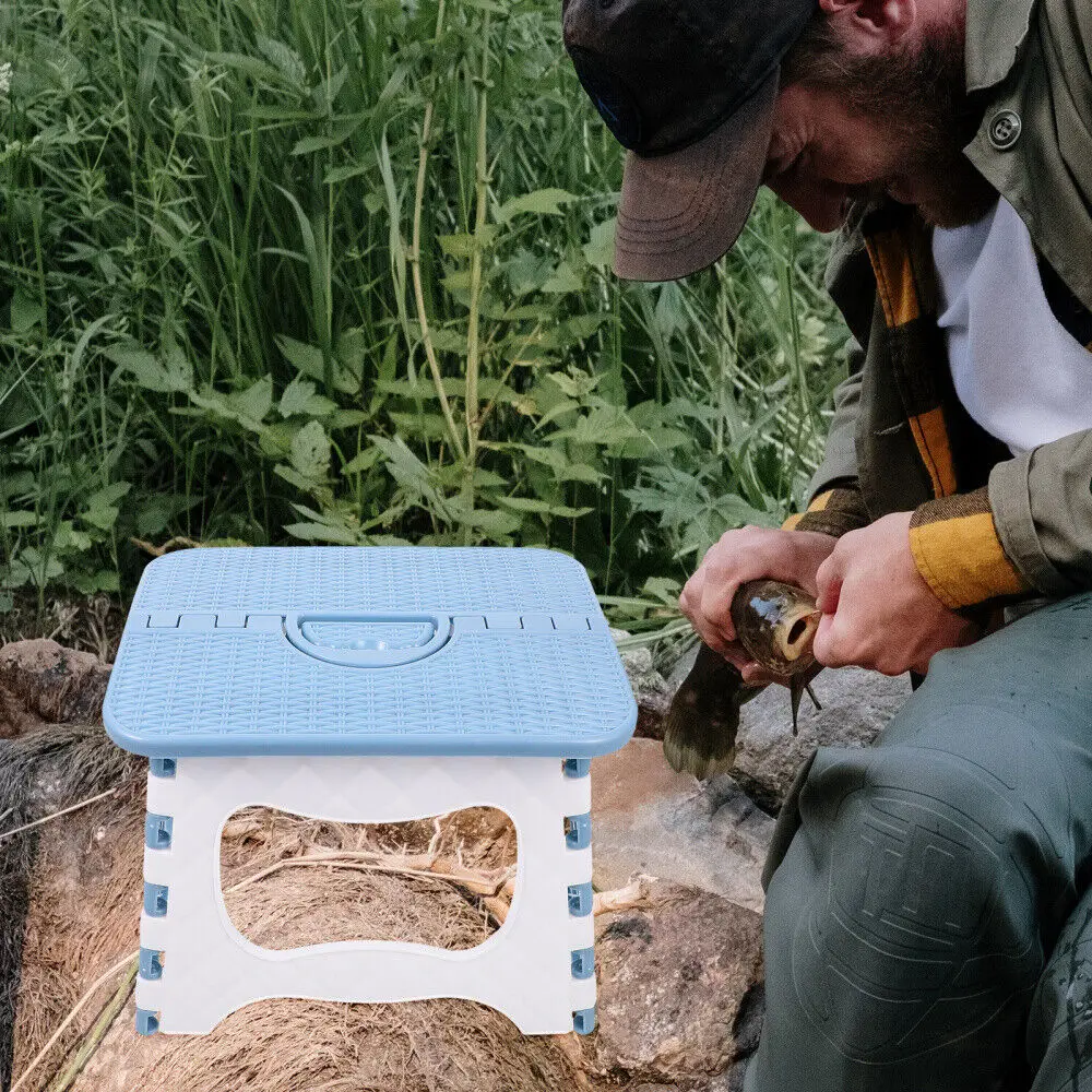 Portable plastic folding stool Adult home mini low stool outdoor fishing Chair small portable chair for children