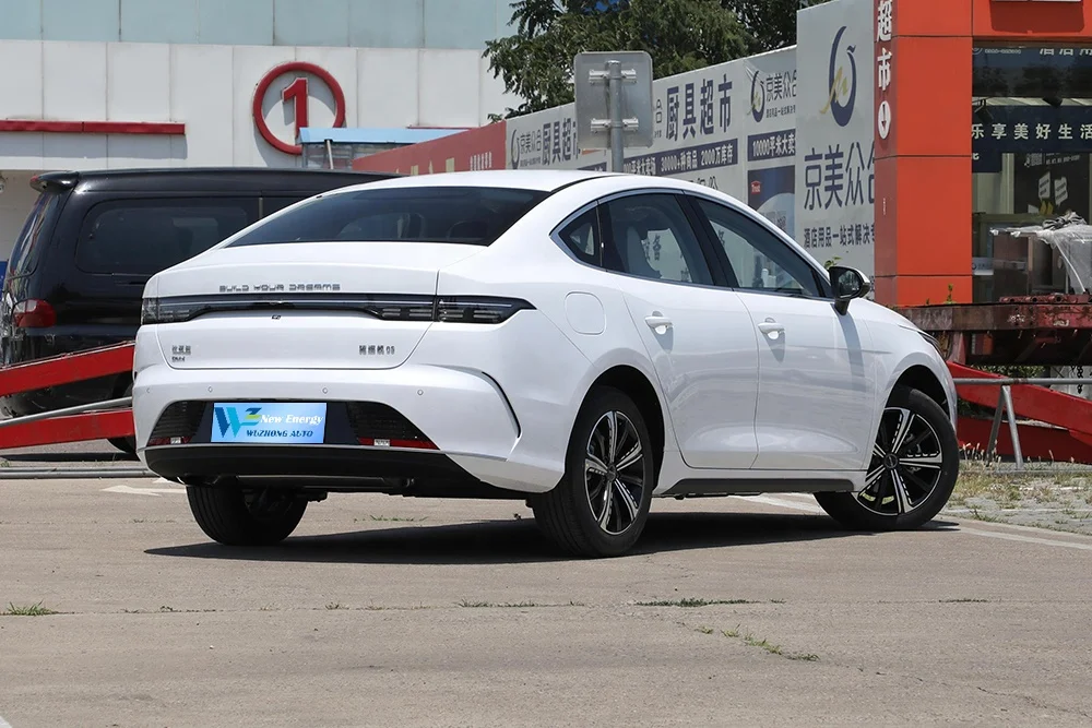2023 2024 High Quality BYD chazor flagship PHEV DM-i Hybrid Electric Car 120KM Destroyer 05 New Energy Vehicles prepayment