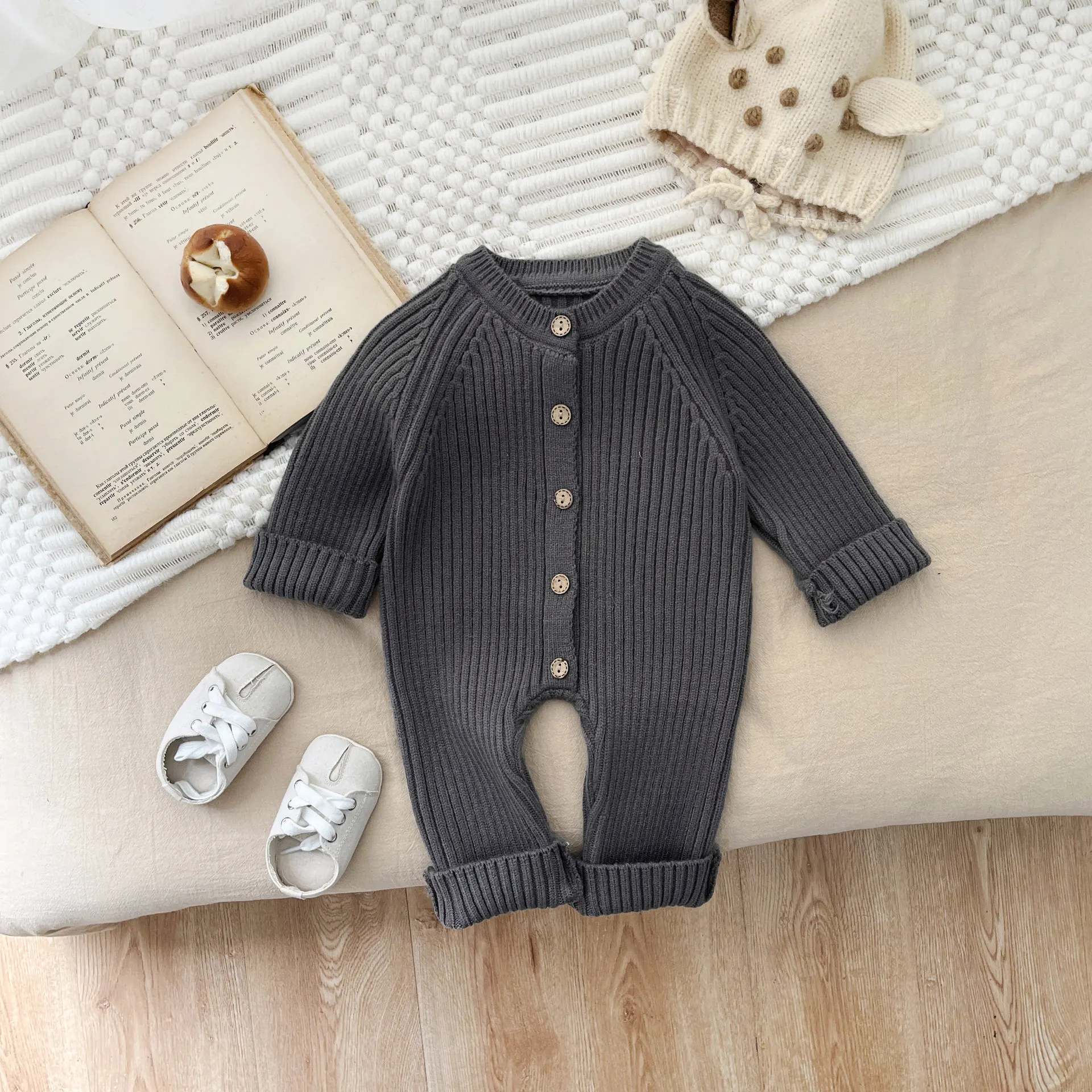 Baby clothes autumn and winter baby knitted thick crawling clothes newborn winter sweater jumpsuit