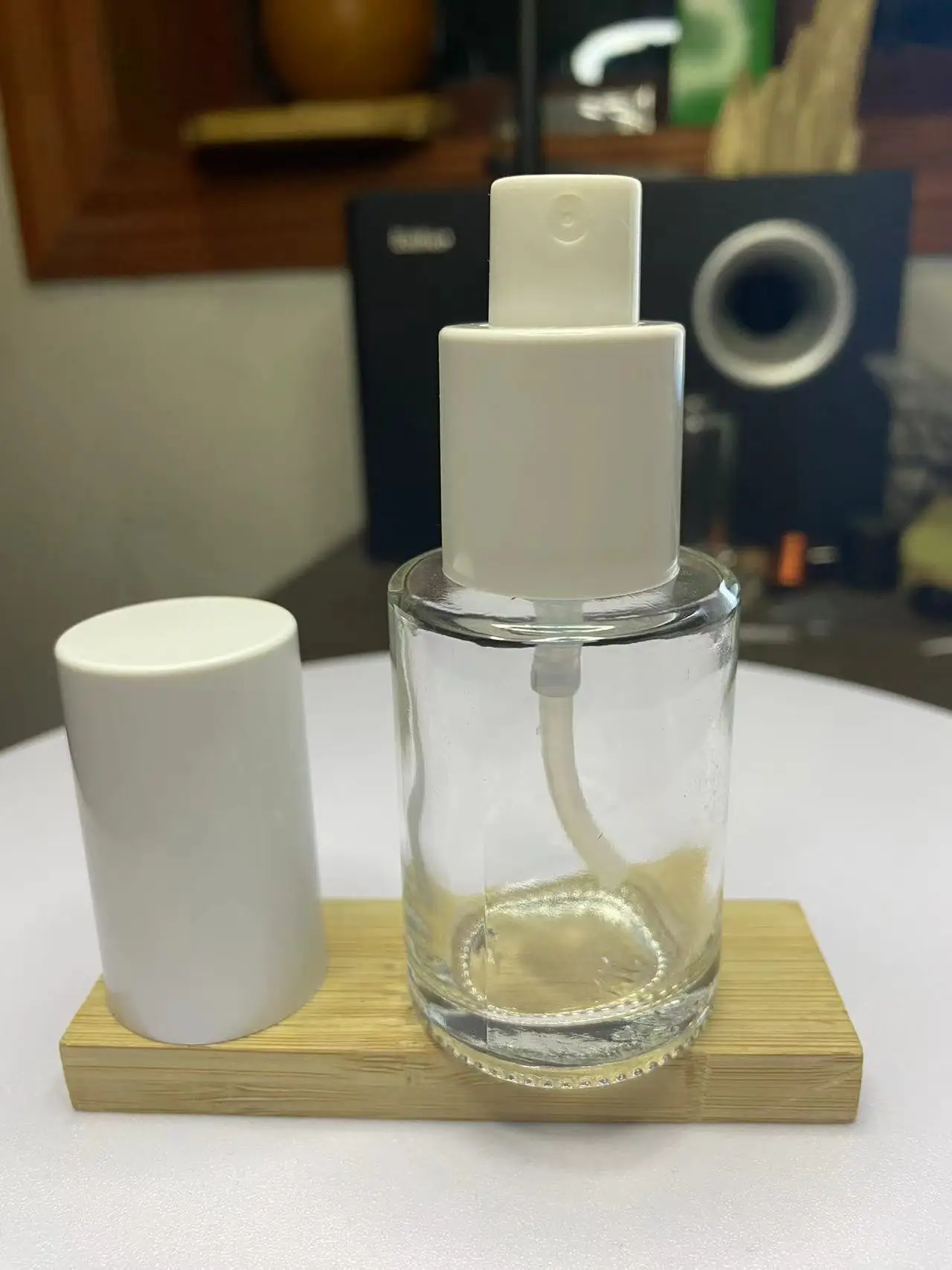 AVERTAN Wholesale high quality emulsion/spray glass bottles