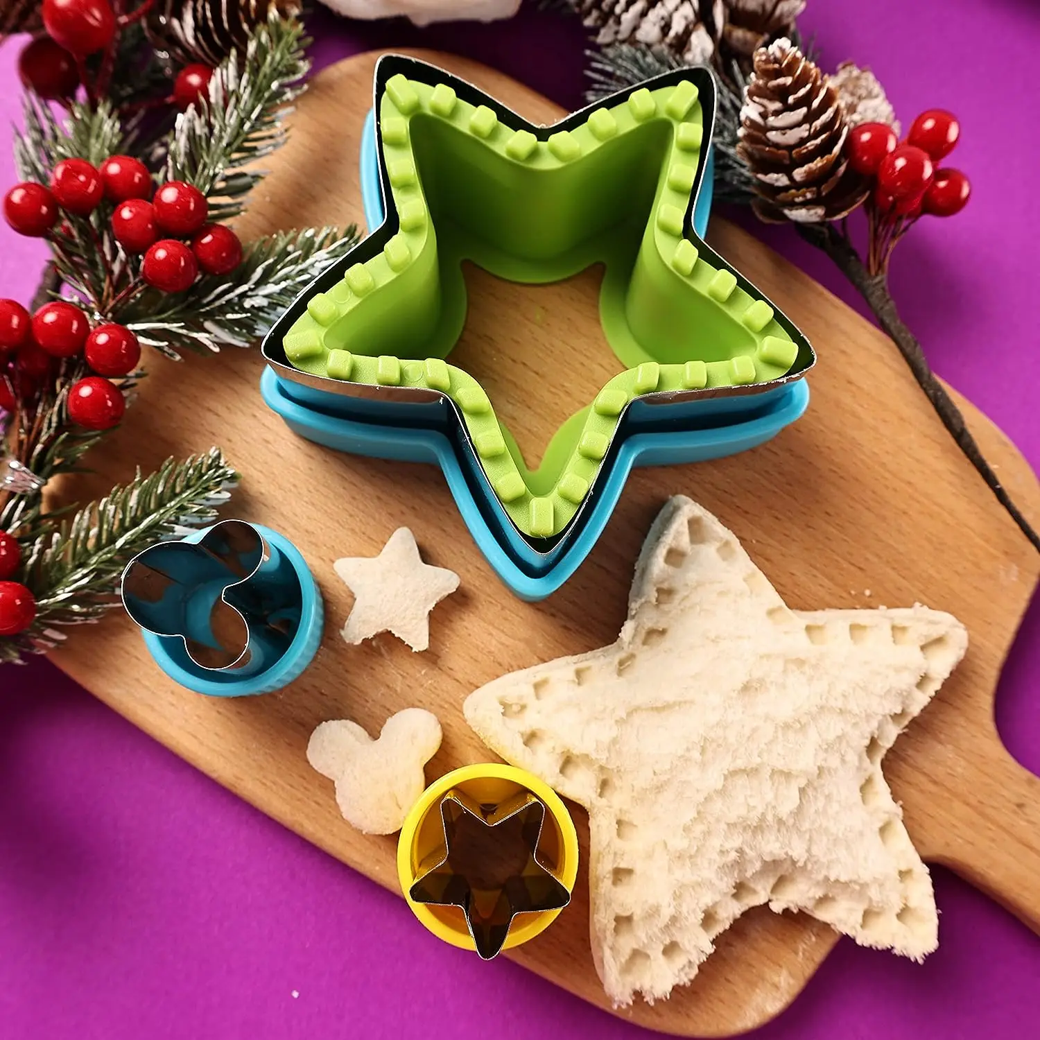 Hot shape 8pcs set Sandwich Bread Cookie Cutter Mould Plastic and stainless steel Sandwich Cutters For Kids