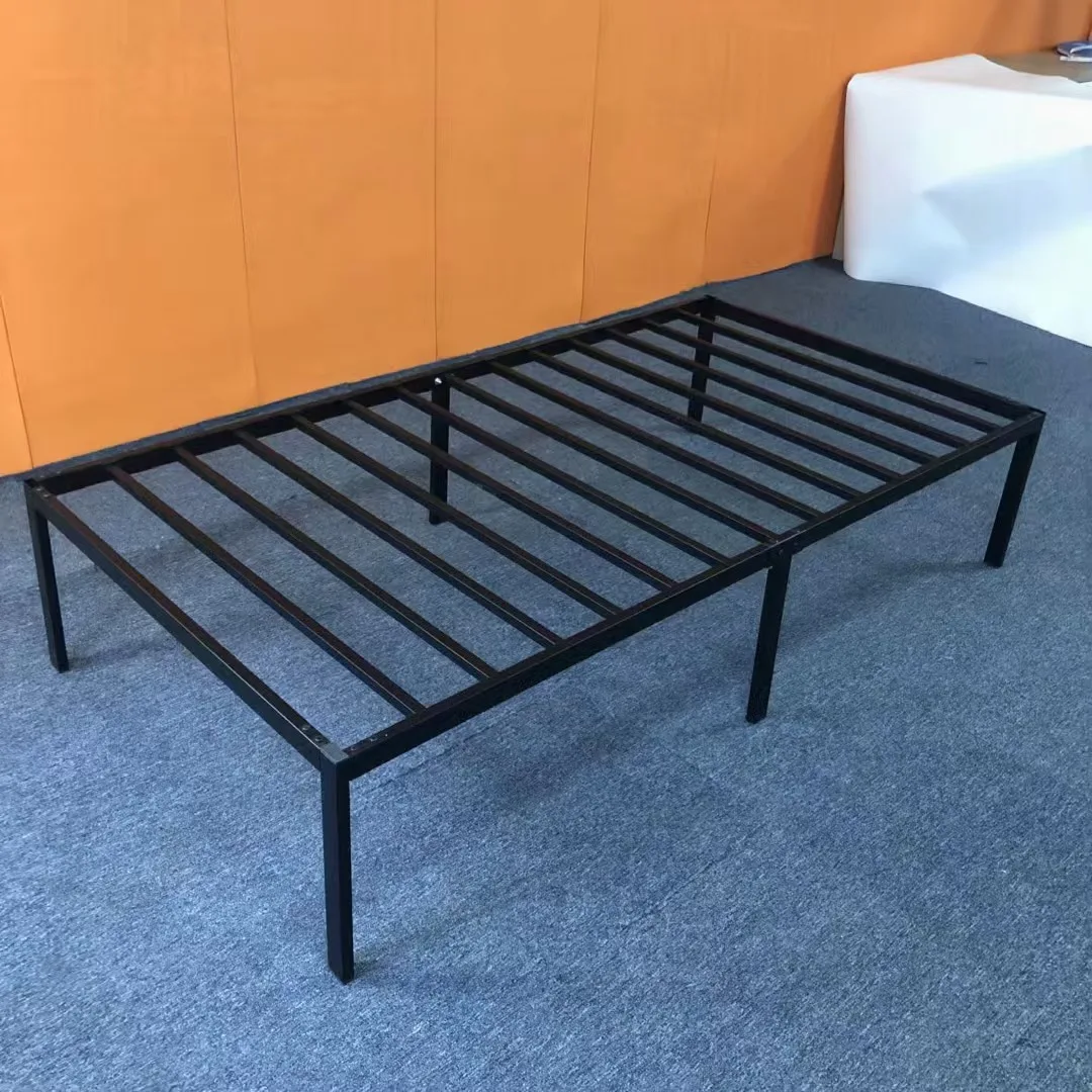 Sanyee Customizable Modern Hotel Furniture European Design King-Size Iron Bed Frame Durable Bedroom Living Room School Hospital