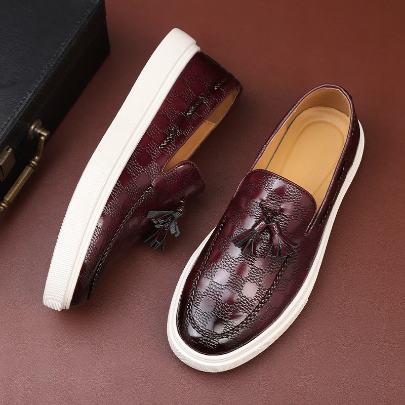 Wholesale New Model Tassel Loafers Men Slip-on Premium Leather Rubber Casual Shoes Loafers Men Dress Shoes