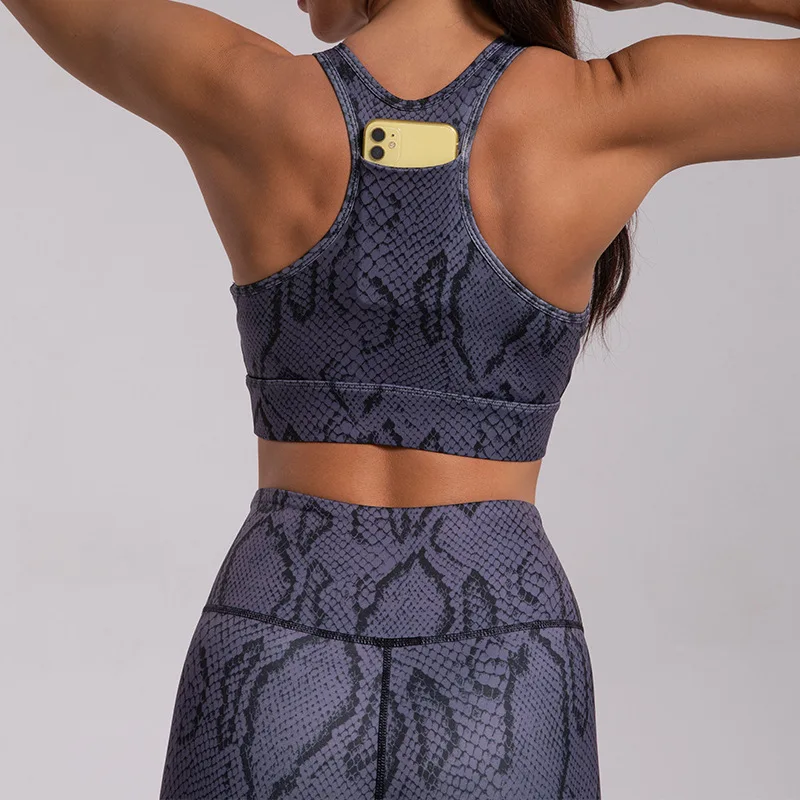 Kuerfit OEM High-Quality Seamless Active Wear Comfortable Colorful Nylon Yoga Wear Gym Workout Set