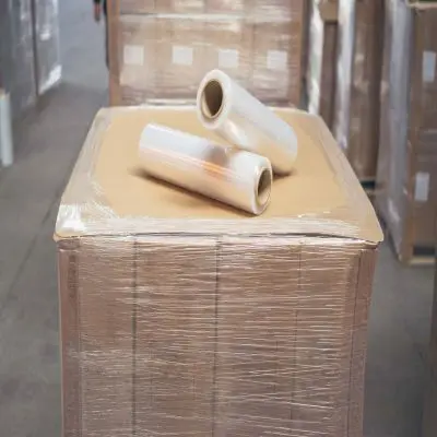 Прозрачная стрейчевая пленка Jiangsu xing ya plastic technology co ltd из фольги, растягивающаяся пленка с манометром 1870 1500f для ручного использования