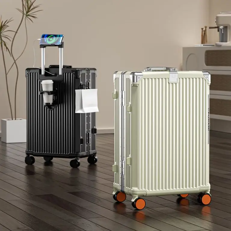 2024 New Fashion Carry Ons Polycarbonate Luggage Set With Aluminum Frame Suitcase Spinner Hard Shell Case 4 Metal Corner