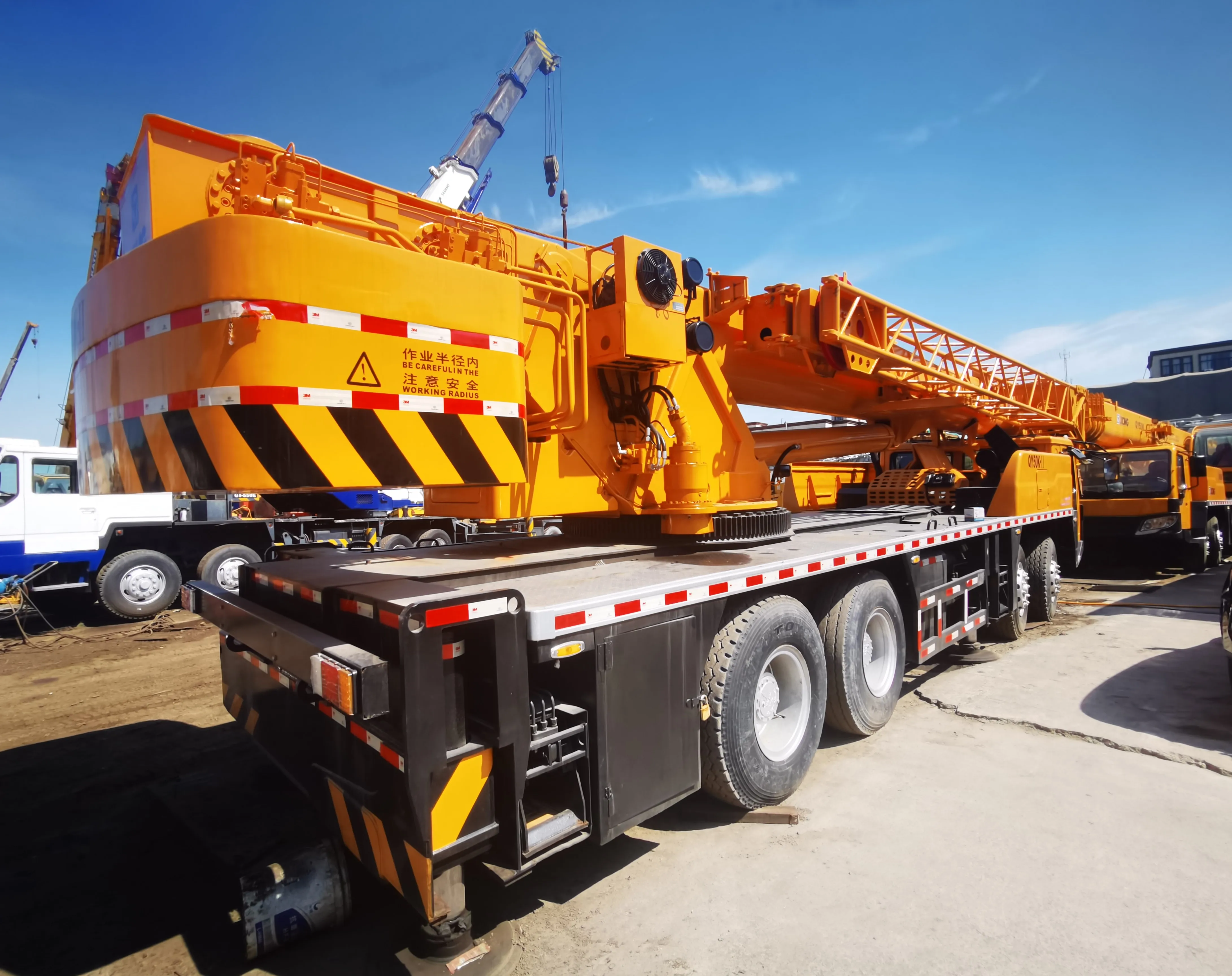 High Quality 2020 Used QY 50K-II Truck Crane 50 Ton Wheel 247kw Diesel Engine 100 Ton Max Lifting Pump Motor Cheap Sale China