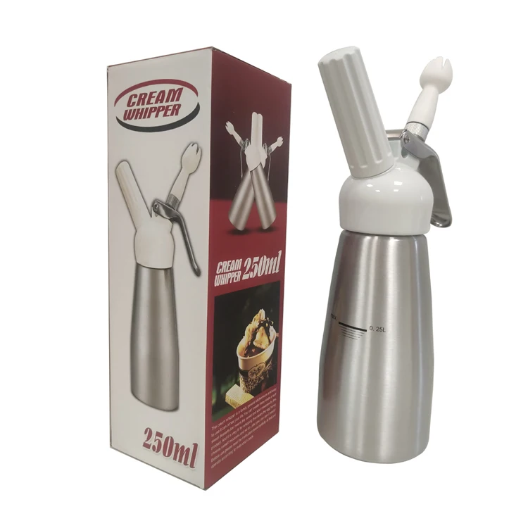 Chef Master Whipped Cream Dispenser of Cream charger