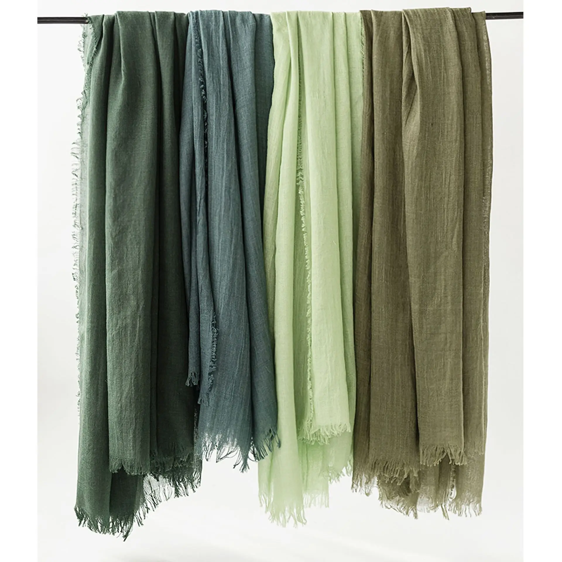 Wholesale Muslim Accessories Plain Color Headscarf Shawl Turban Ladies Headwrap Polyester Viscose Hijab Scarf