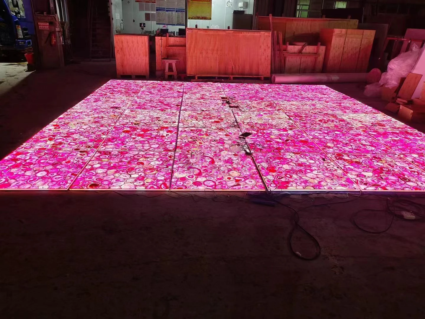 YDSTONE Luxurious Translucent Agate Stone Flooring Natural Banded Backlit Agate Tiles for Interior Floor