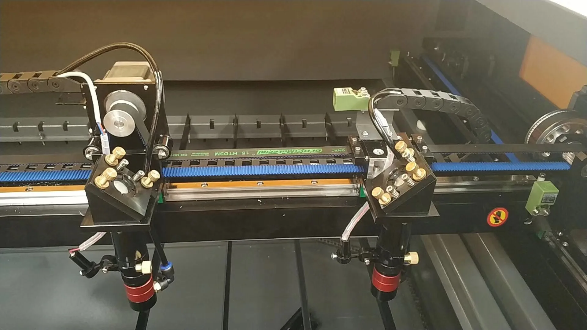 1310/1390 laser engraving machine metal laser glass engraving machine Acrylic fabric wood jewelry laser engraving machine