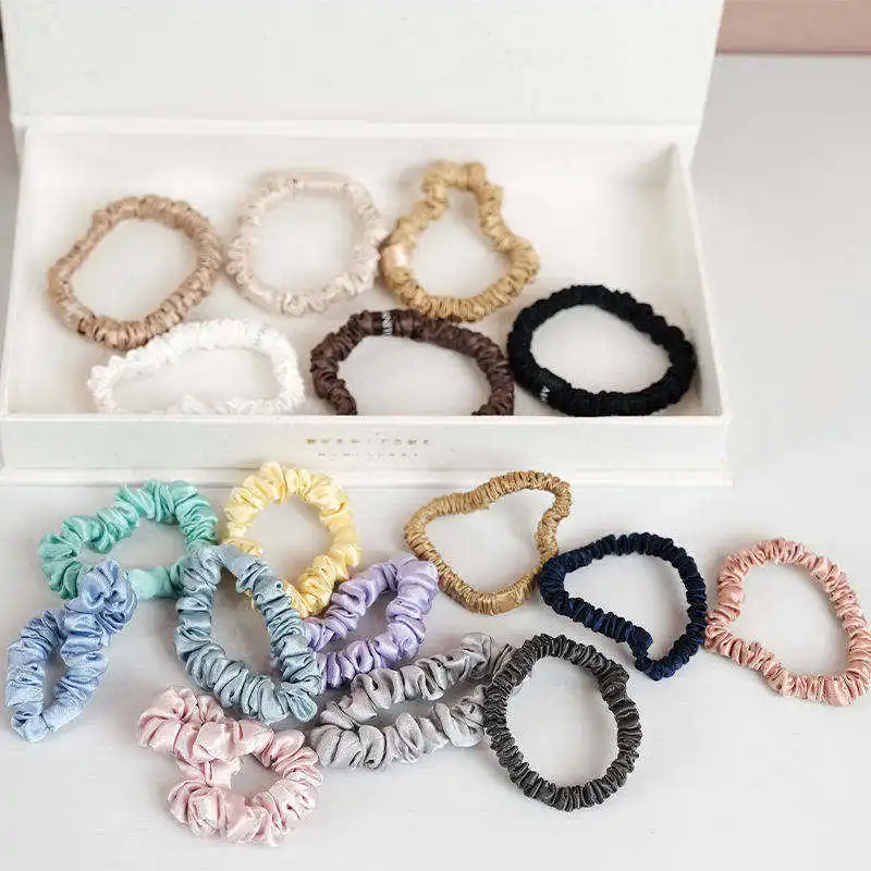 Fashion Women Accessory Bulk Elastic Hair Ties Custom Solid Satin Hair Bands Girls Wholesale Silk Hair Scrunchies
