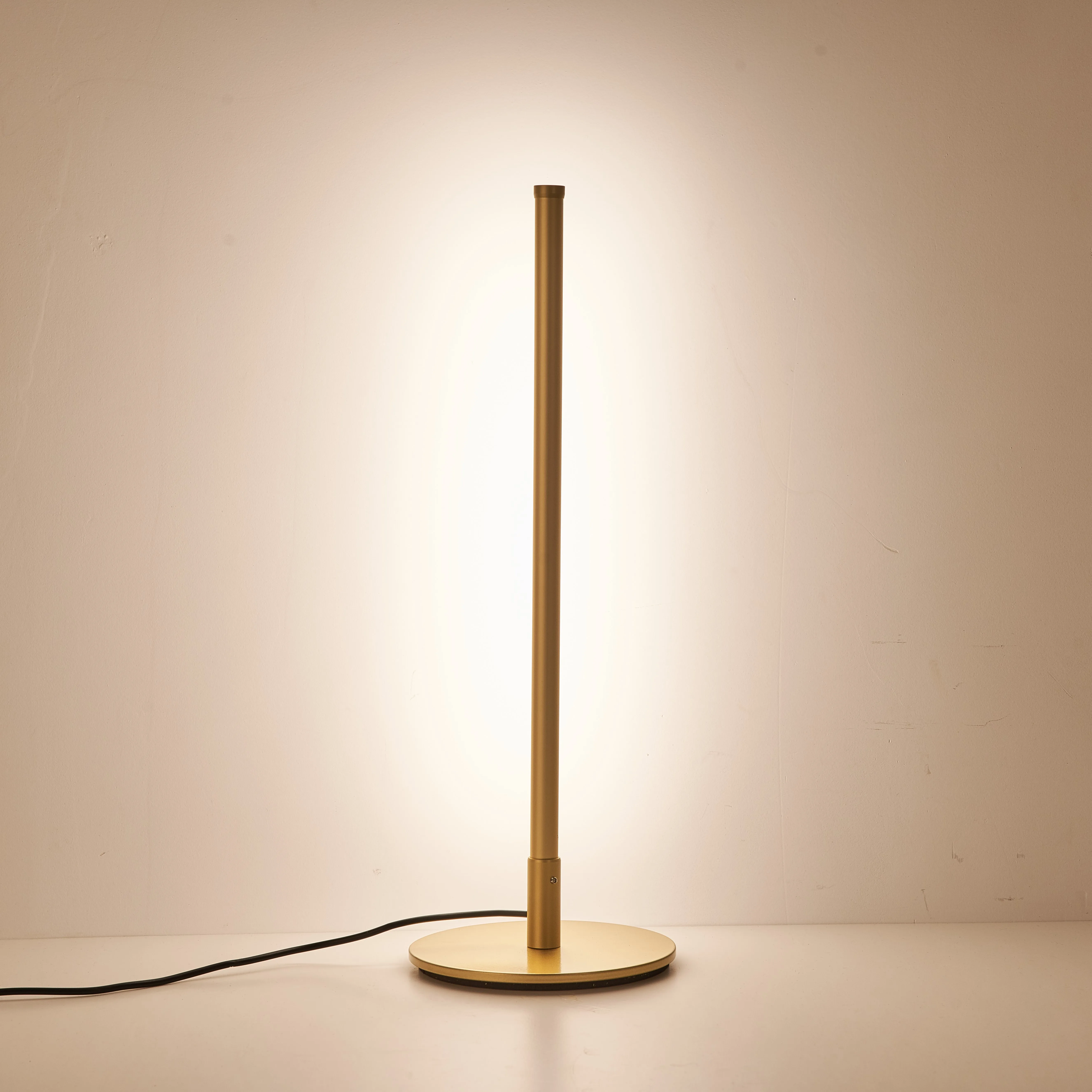 #Modern Luxury Table Lamps Simple LED Warm Night Light for Home Decor Wholesale Desk Lampshigh quality modern led table lamps