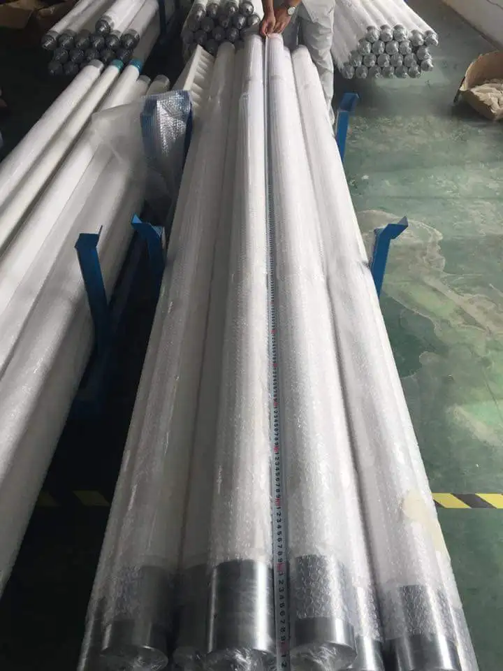 High Temperature Resistance and High Strength Fused Silica Quartz Ceramic Roller For Glass Tempering Furnace