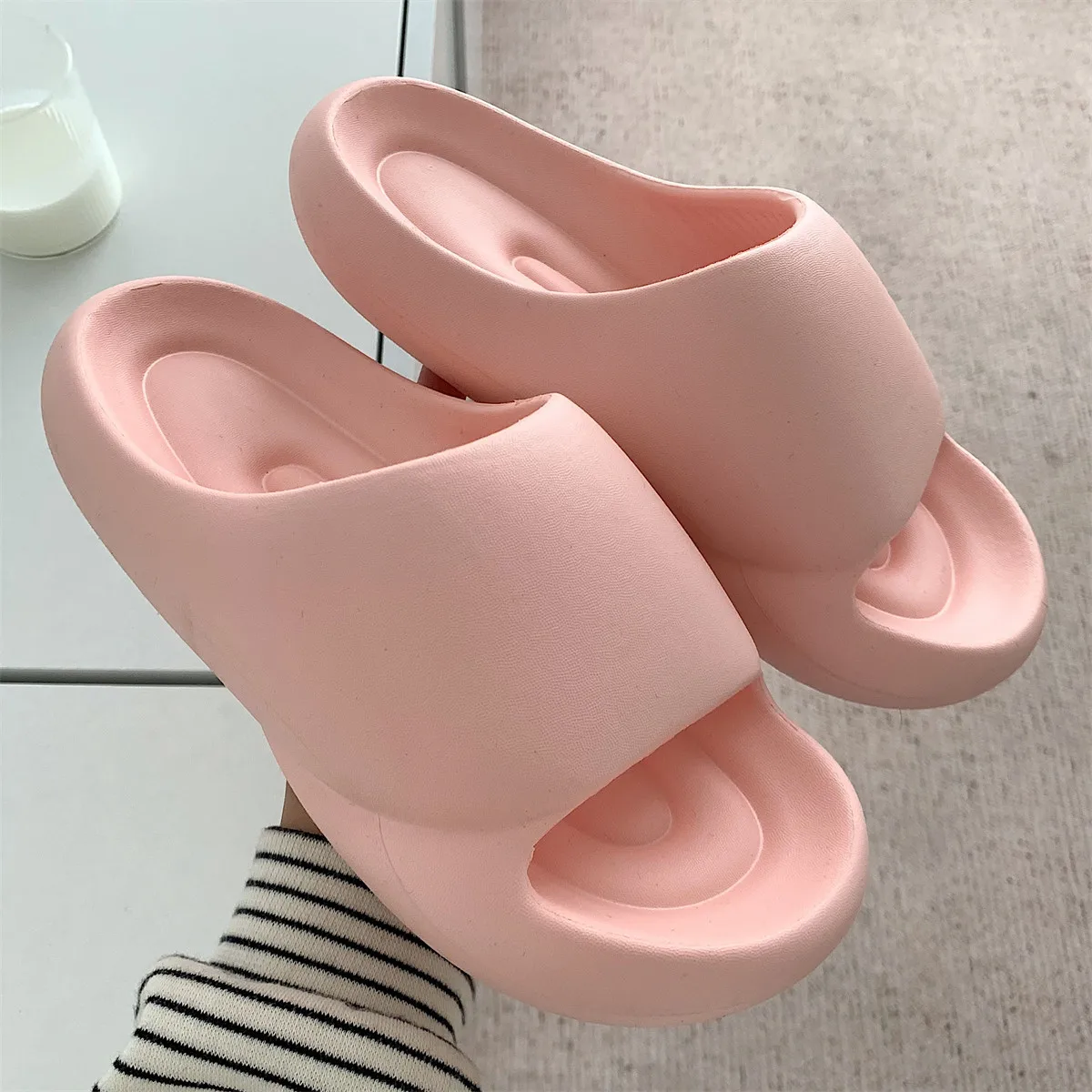 RTS Wholesale High Quality Cheap House In Door Slippers Slides Slippers Couples Comfortable Full Eva Slippers For Women
