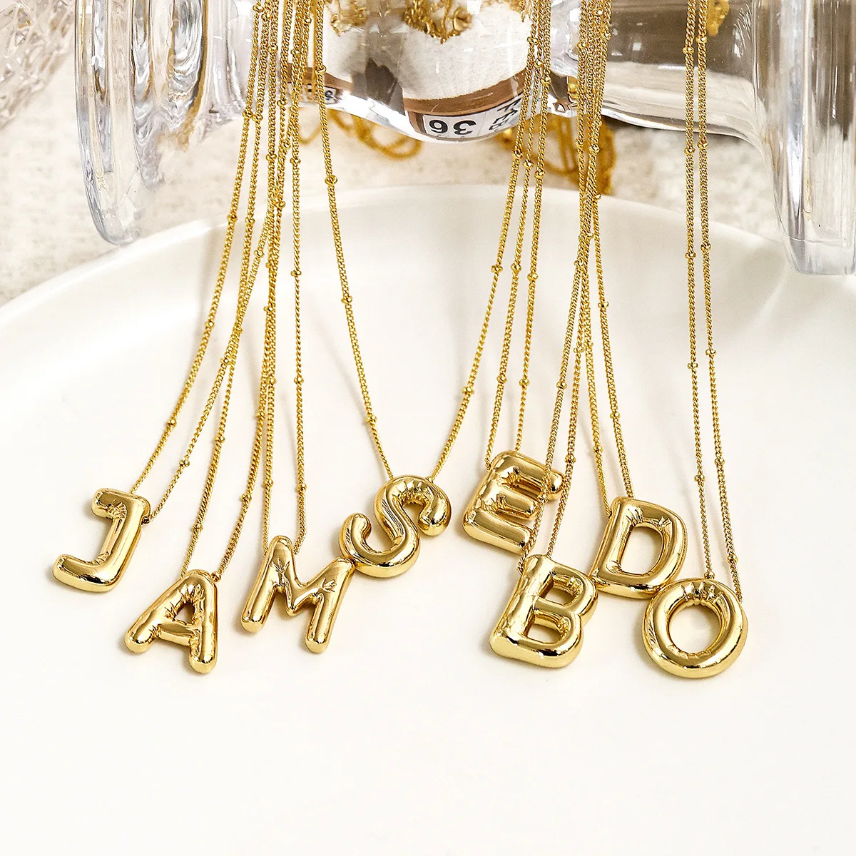 Cross-border chubby pendant European and American fashion collarbone chain birthday balloon glossy 26 letter necklace