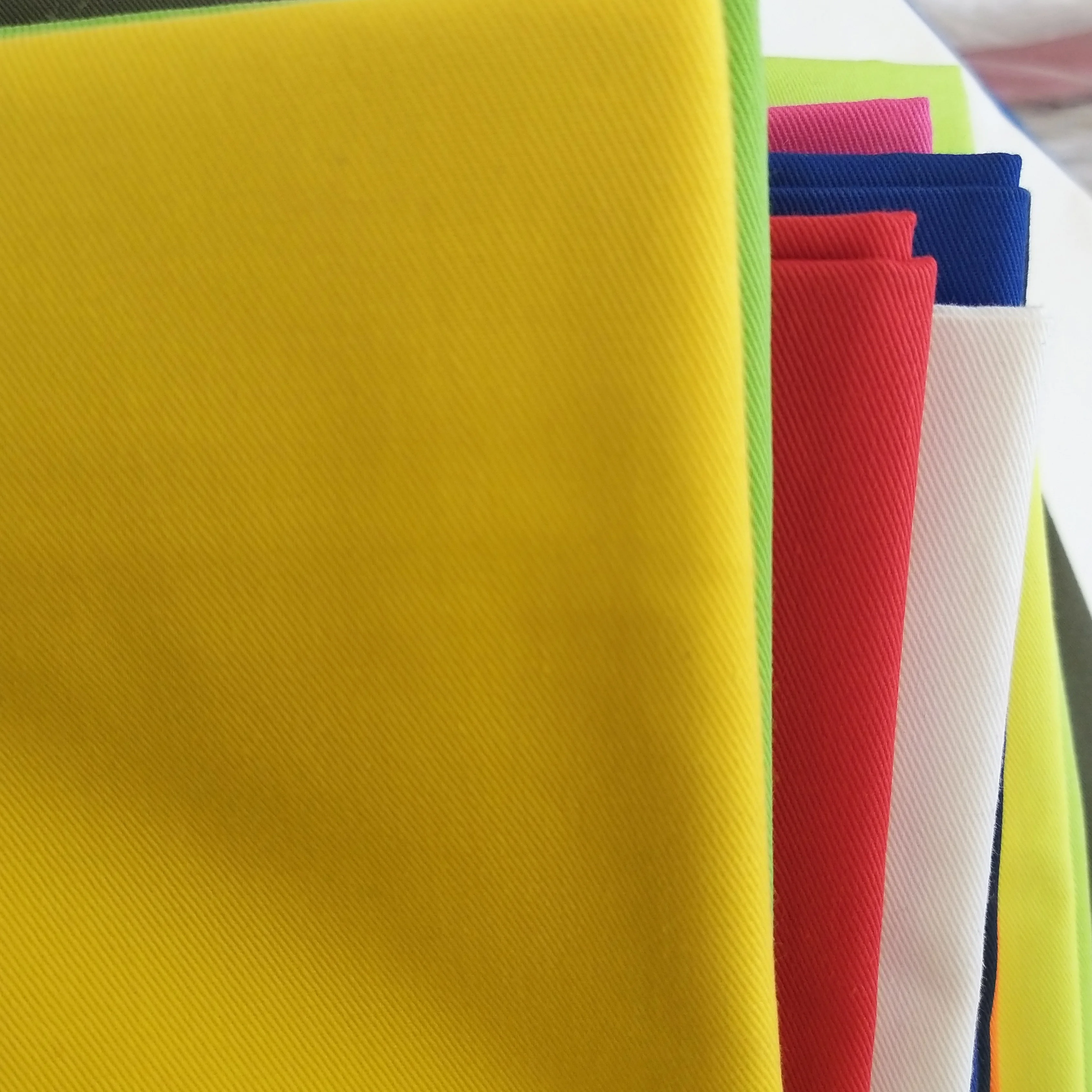 Wholesale Comfortable TC Twill 65/35 Polyester Cotton Cloth Workwear/School/Office Uniform Fabrics