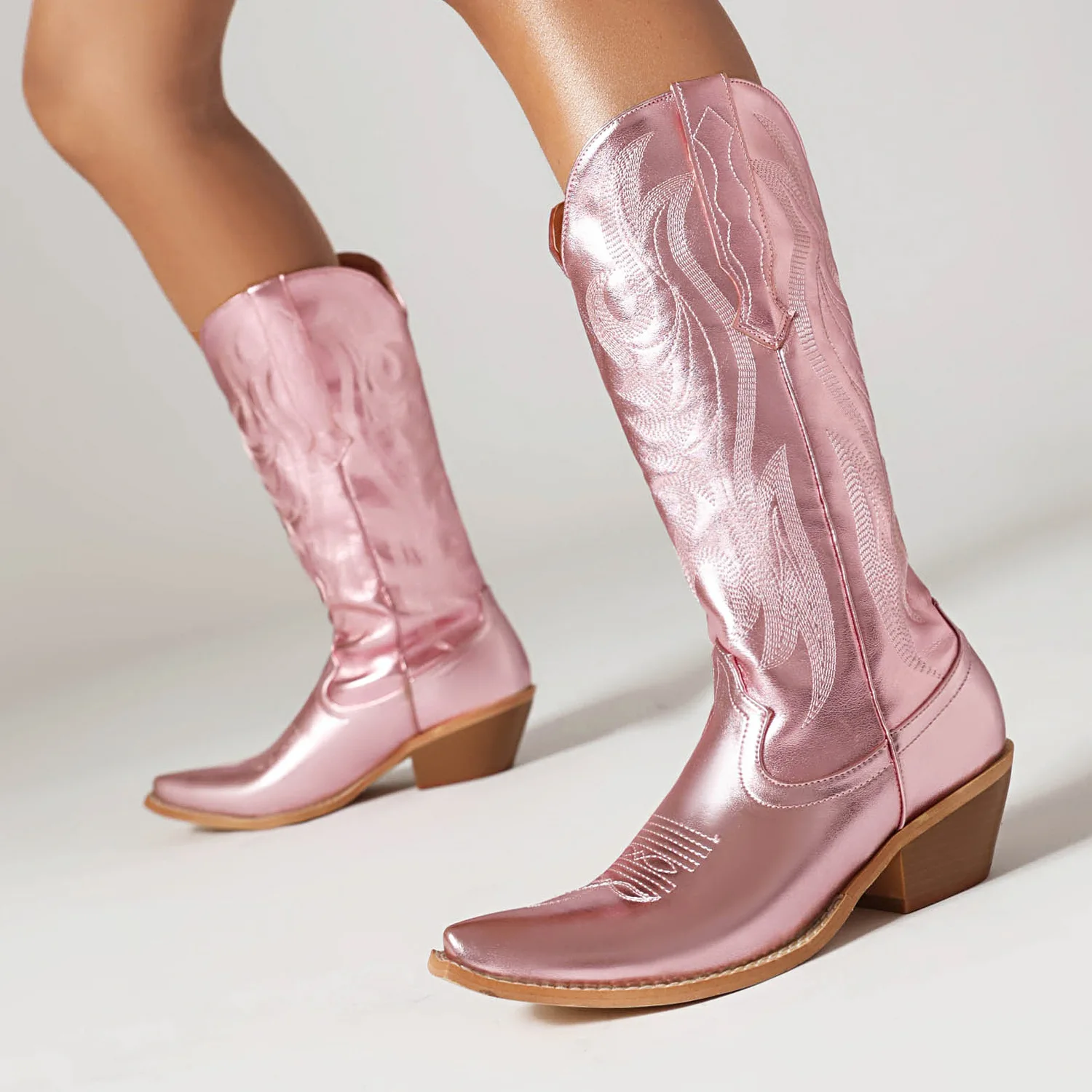 BUSY GIRL XY4860 Classics Embroidery Cowboy Boots For Women 2023 Fashion Cowgirl Wide Calf Block Heels For Ladies Boots