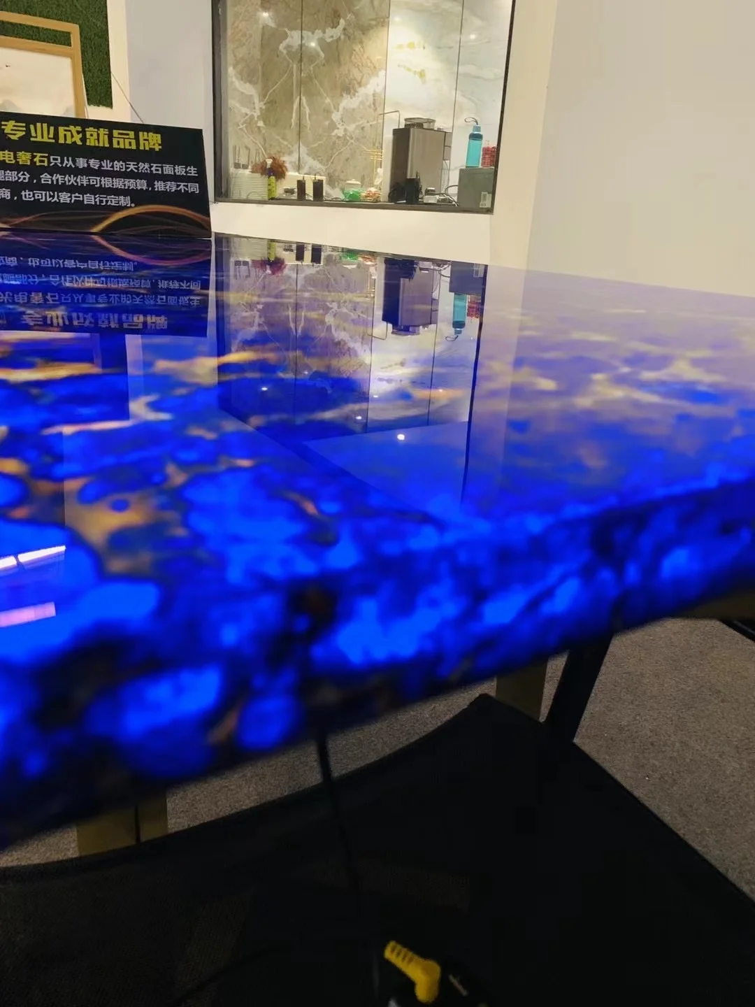 Luxury LED blue granite natural quartzitetransparent onyx backlit luni stone marble coffee table