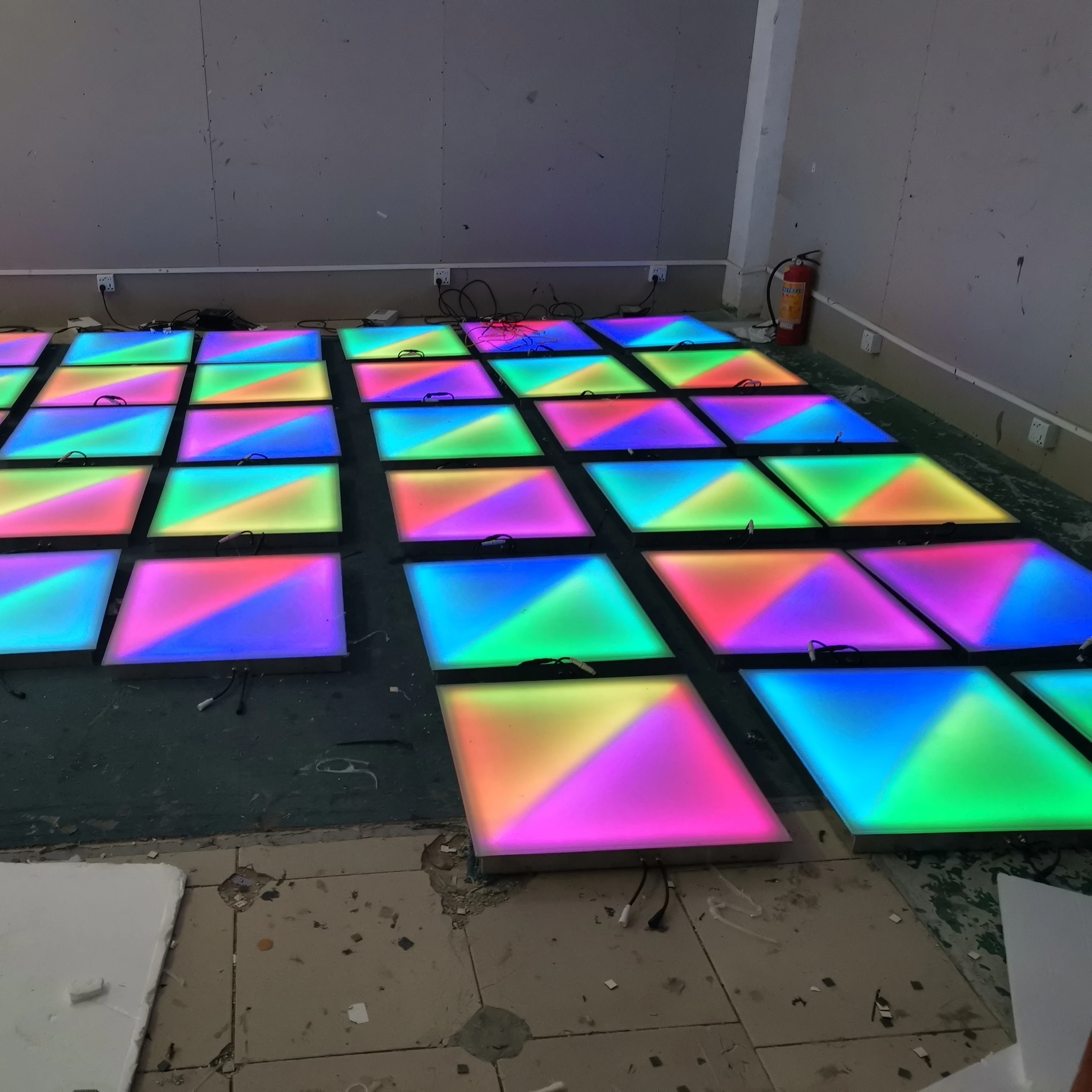 Бесконечный светодиодный беспроводной магнитный танцпол