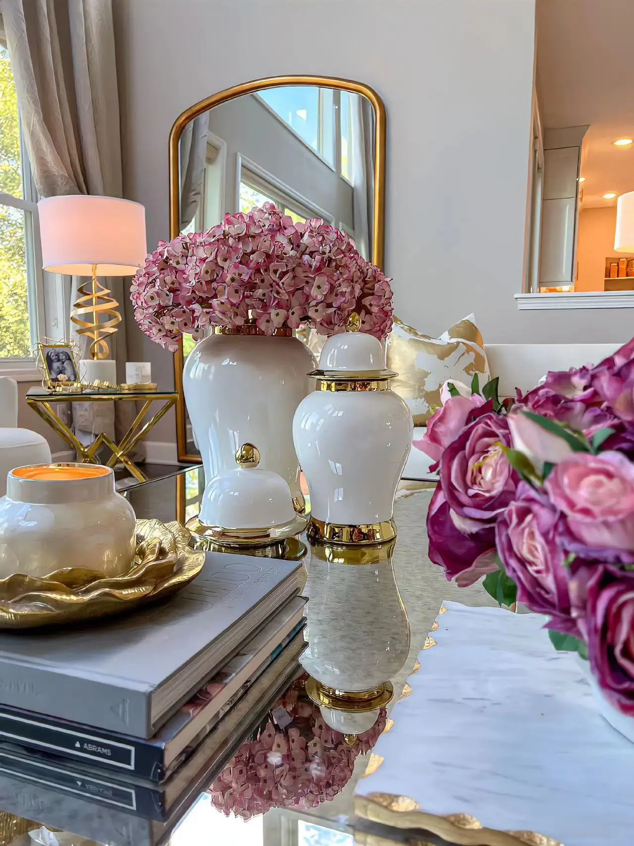 MSH European Light Luxury Luxury Golden White Temple Jars Home Decoration Porcelain Vase