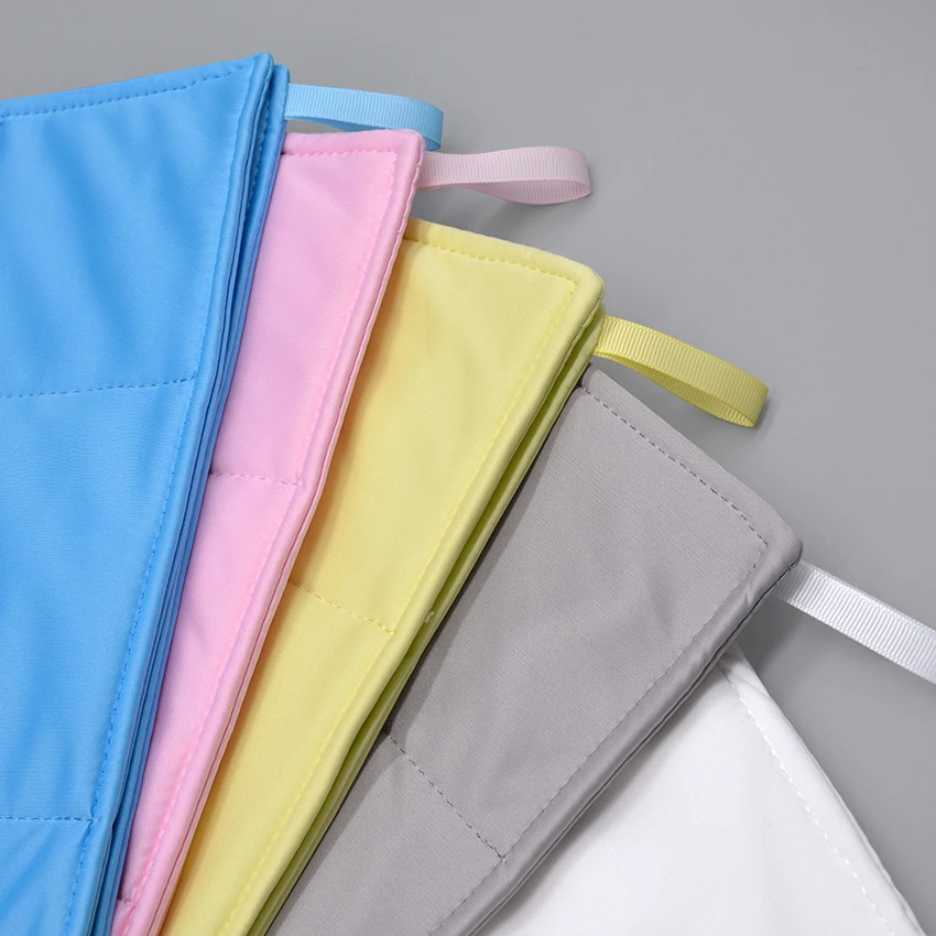 100% Polyester Reusable 3 Layers Dustless Cleanroom Rags Critical Environment Microfiber Cleaning Cloth