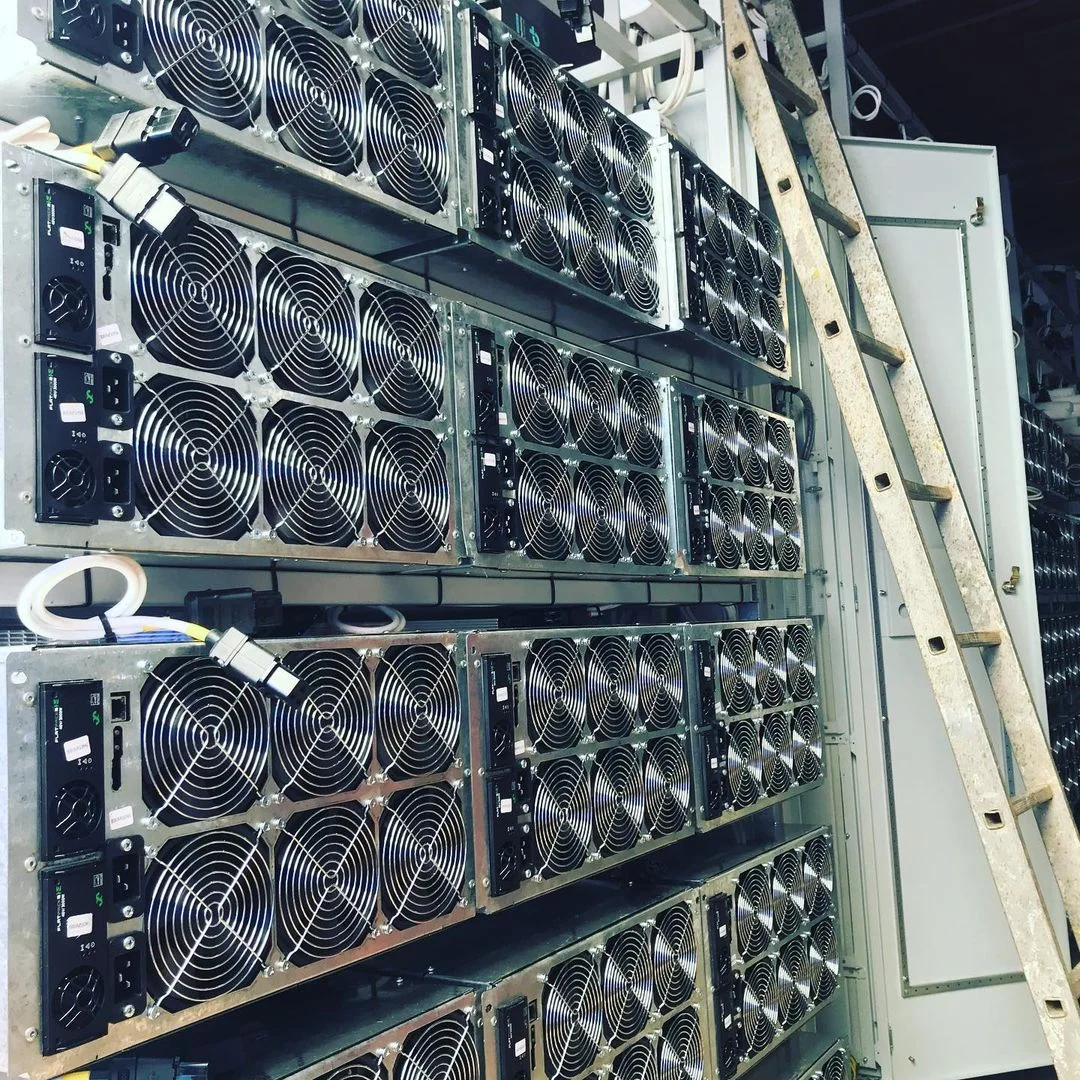 
2021 Used ASIC antminer Bitcoin Miner T15 22T 23T 32T S15 28T antminer T15 S15 BTC mining machine 