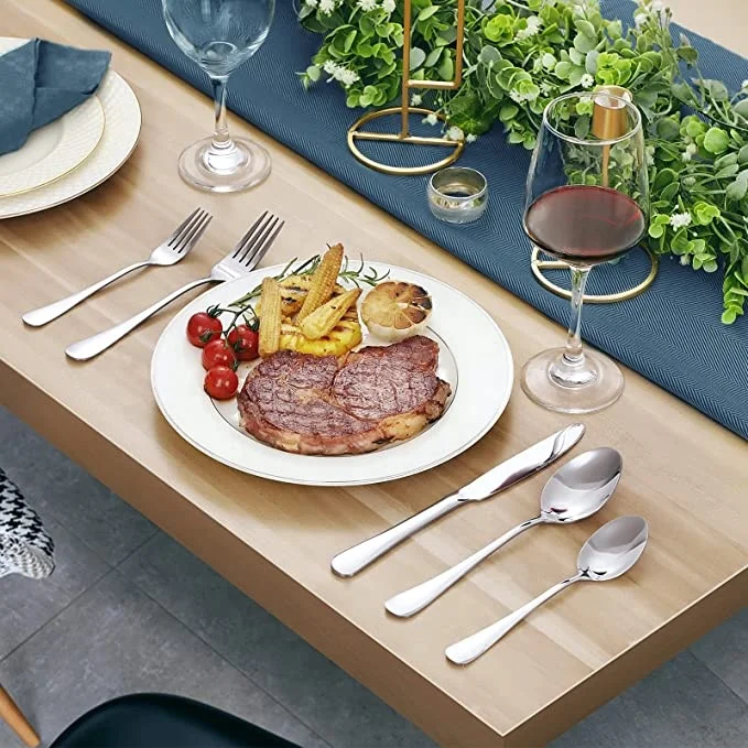 Amazon Hot Selling 48pcs Silverware Set with Steak Knives for 8 Food-Grade Stainless Steel Flatware Dishwasher Safe Cutlery Set