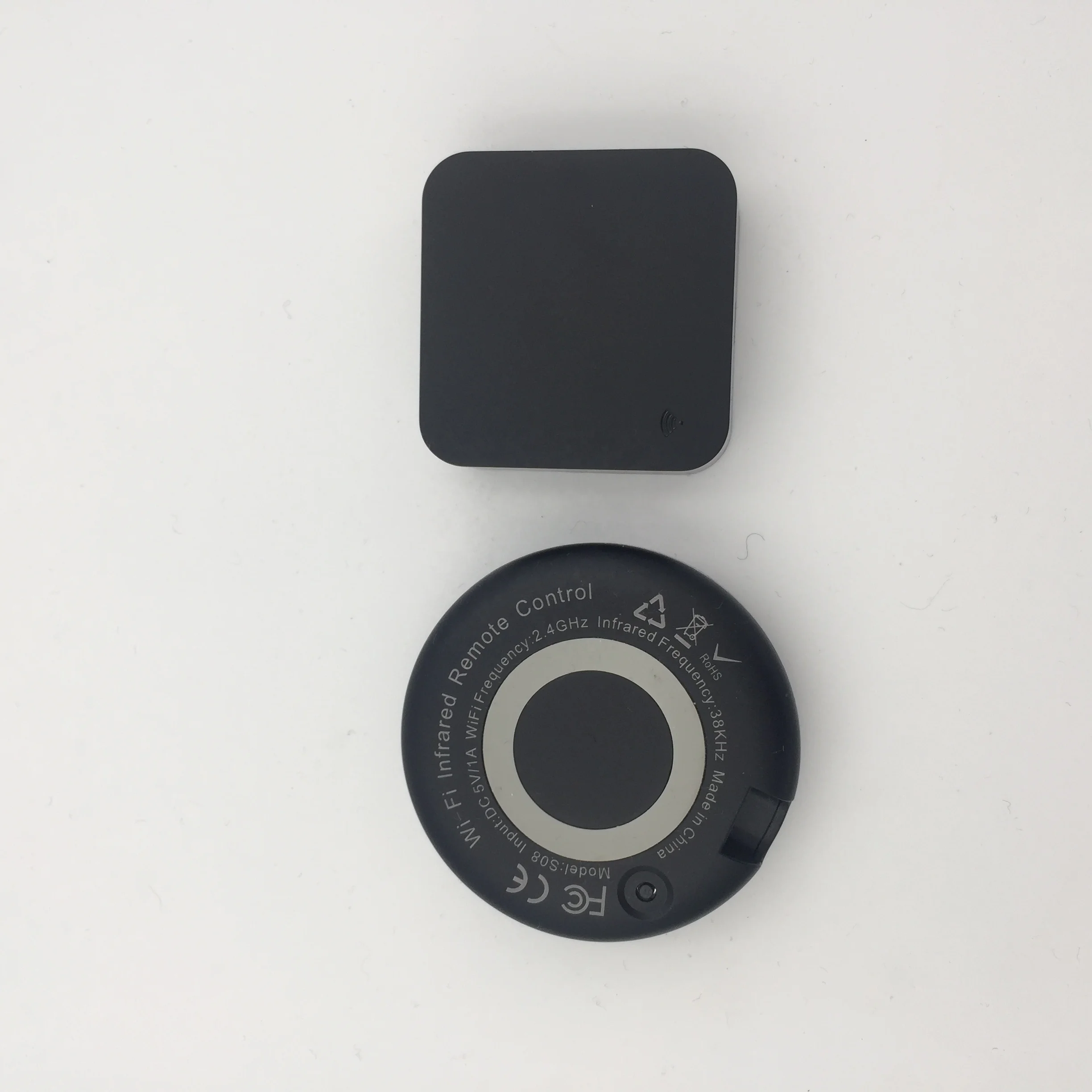 
Weiwo S08 Universal Infrared Remote Alexa Voice Control with IR wireless for All IR Devices via Tuya Smart App 