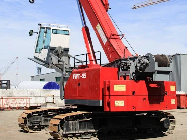 55 Ton Crawler Crane FWT55 China with Optional Extendable Fly Jib for Sale