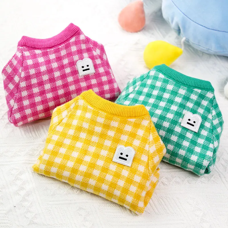 Luxury smiley pattern Pets apparel Dog Clothes Spring Autumn Cat Cardigan plaid xxl dog sweater