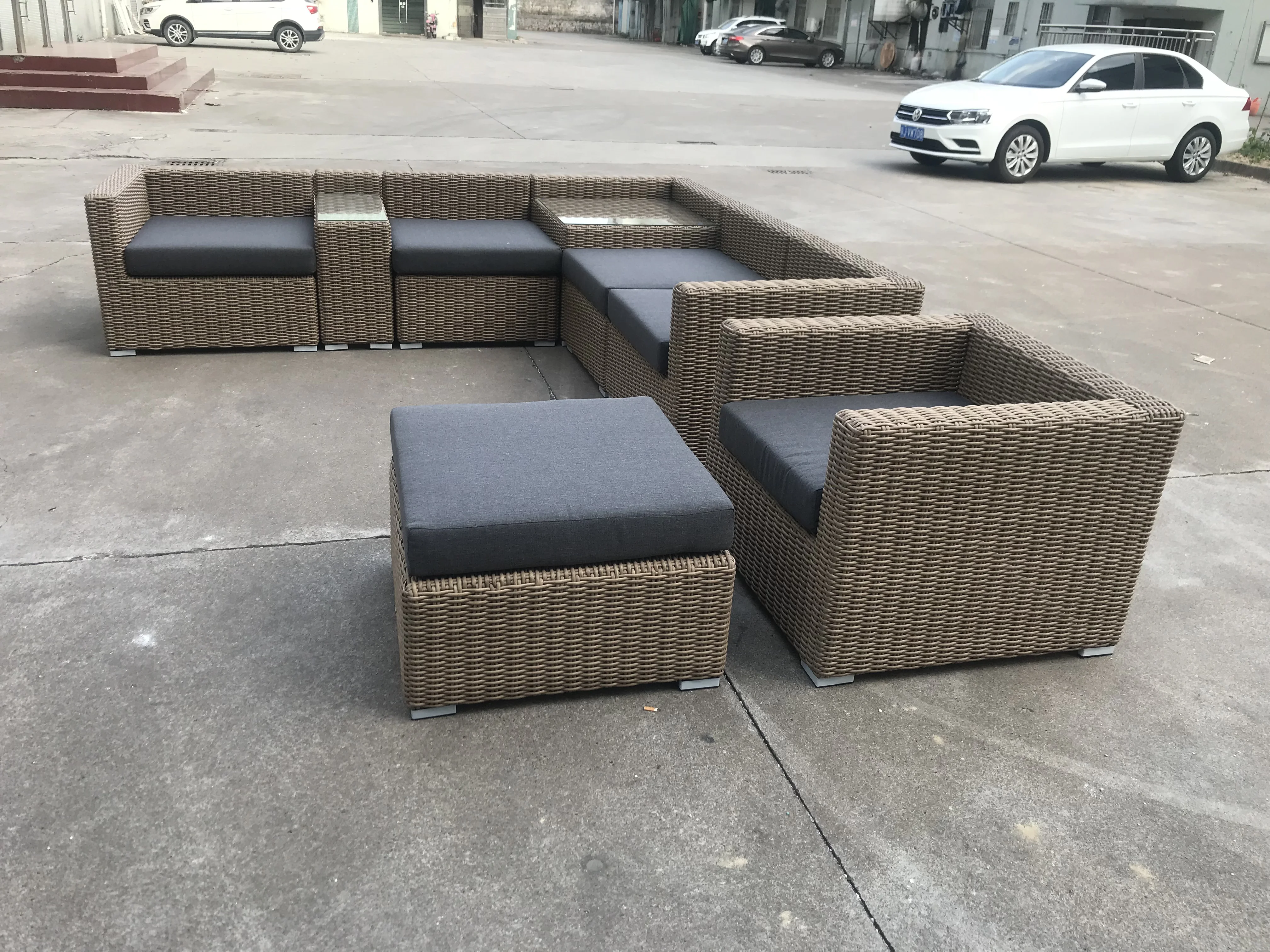 Luxury Outdoor All Weather Garden Furniture Wicker Round Rattan Sofa Set