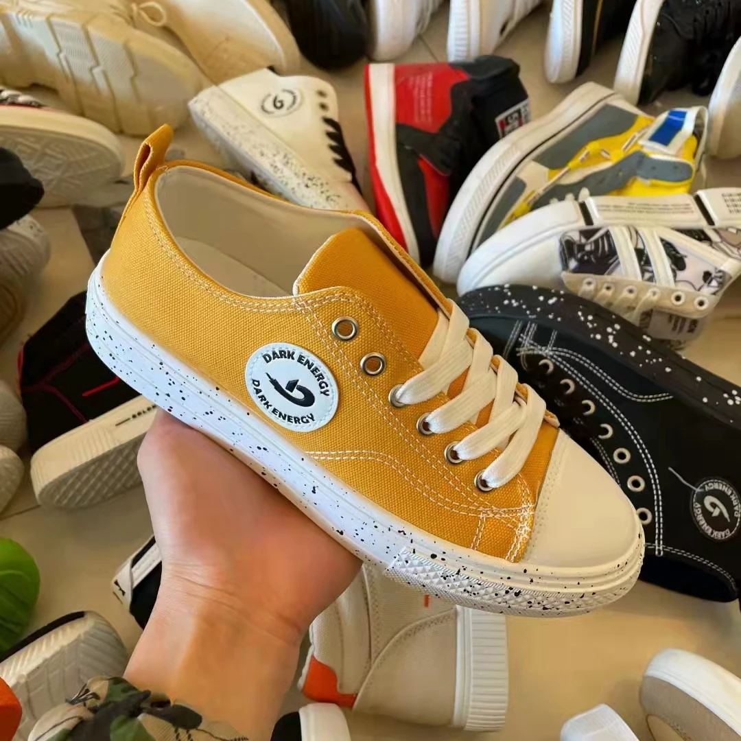 Wholesale New Design Famous Brand Designer Lace-Up Men Sport Shoes Male Running Shoes Sneakers Stock