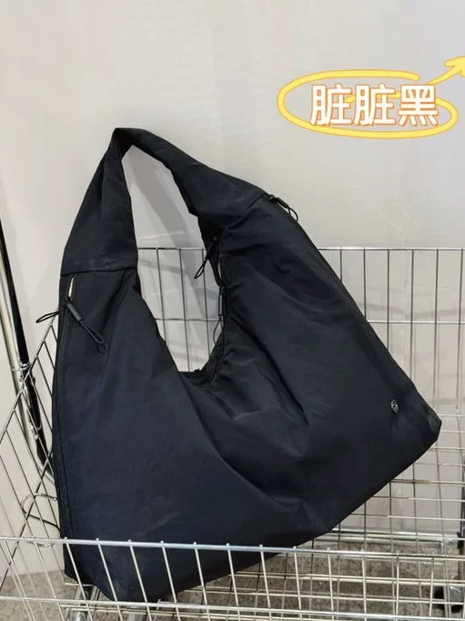 2024 Bobo Puff Series Ultra Light Parachute Fabric Shoulder Underarm Bag Fashionable Simple Cloth