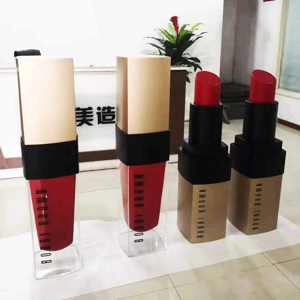 Super large cosmetic display props simulation lipstick statue resin lipstick art sculpture
