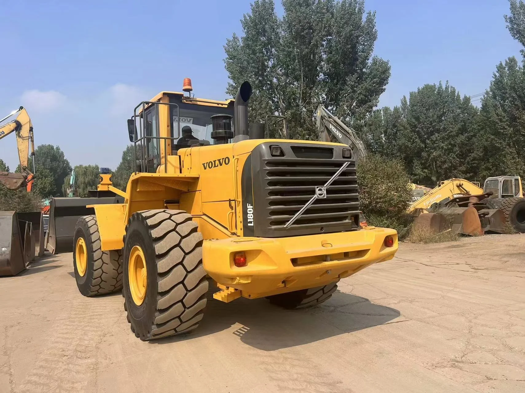 Фронтальный погрузчик б/у Volvo L180F для продажи Подержанный volvo 180f 180h 180g фронтальный