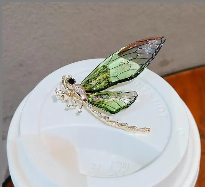 Fashion Luxury Shining Brooch Women Girls Ladies Beautiful Dragonfly Brooch For Women